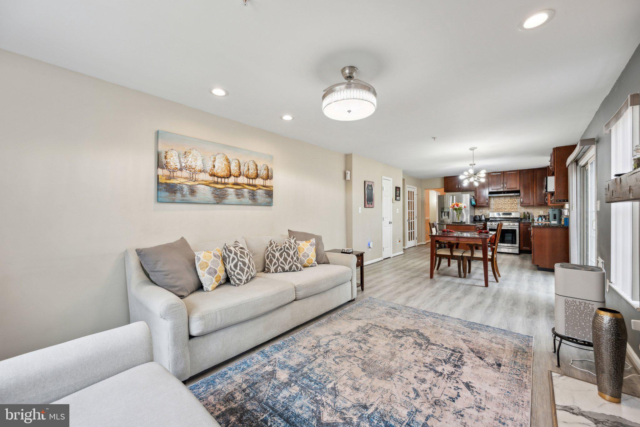 SUMMIT CREEK - Residential