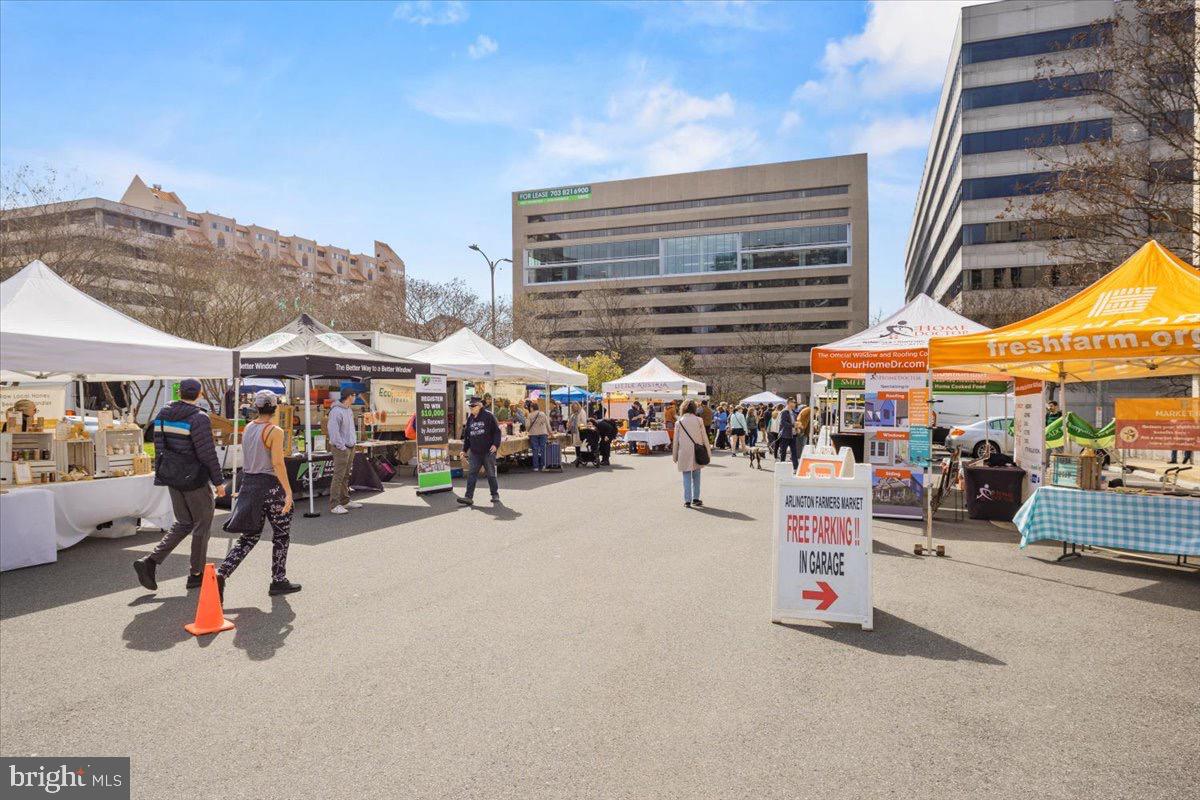 LYON PARK - Residential