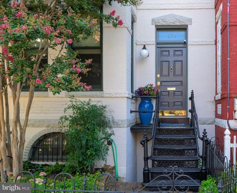 424 4TH STREET NE WASHINGTON DC 20002
