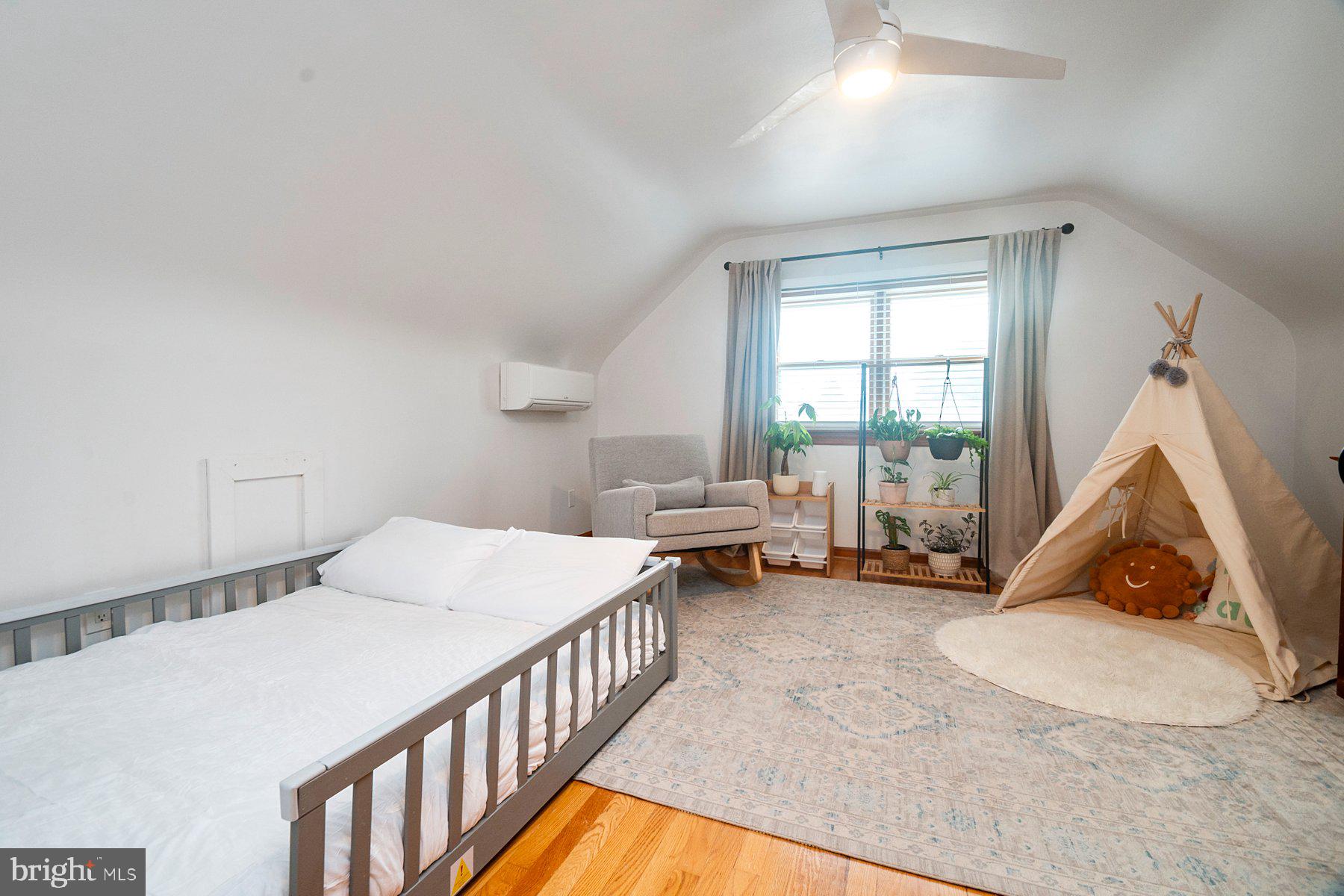 LINTHICUM HEIGHTS - Residential