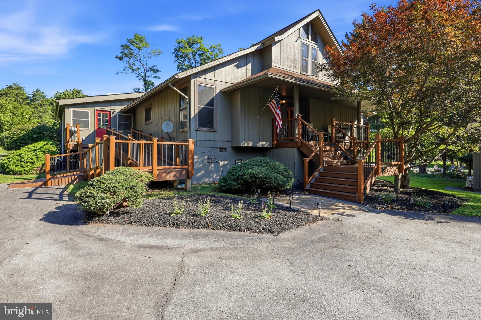 598 TECUMSEH TRAIL