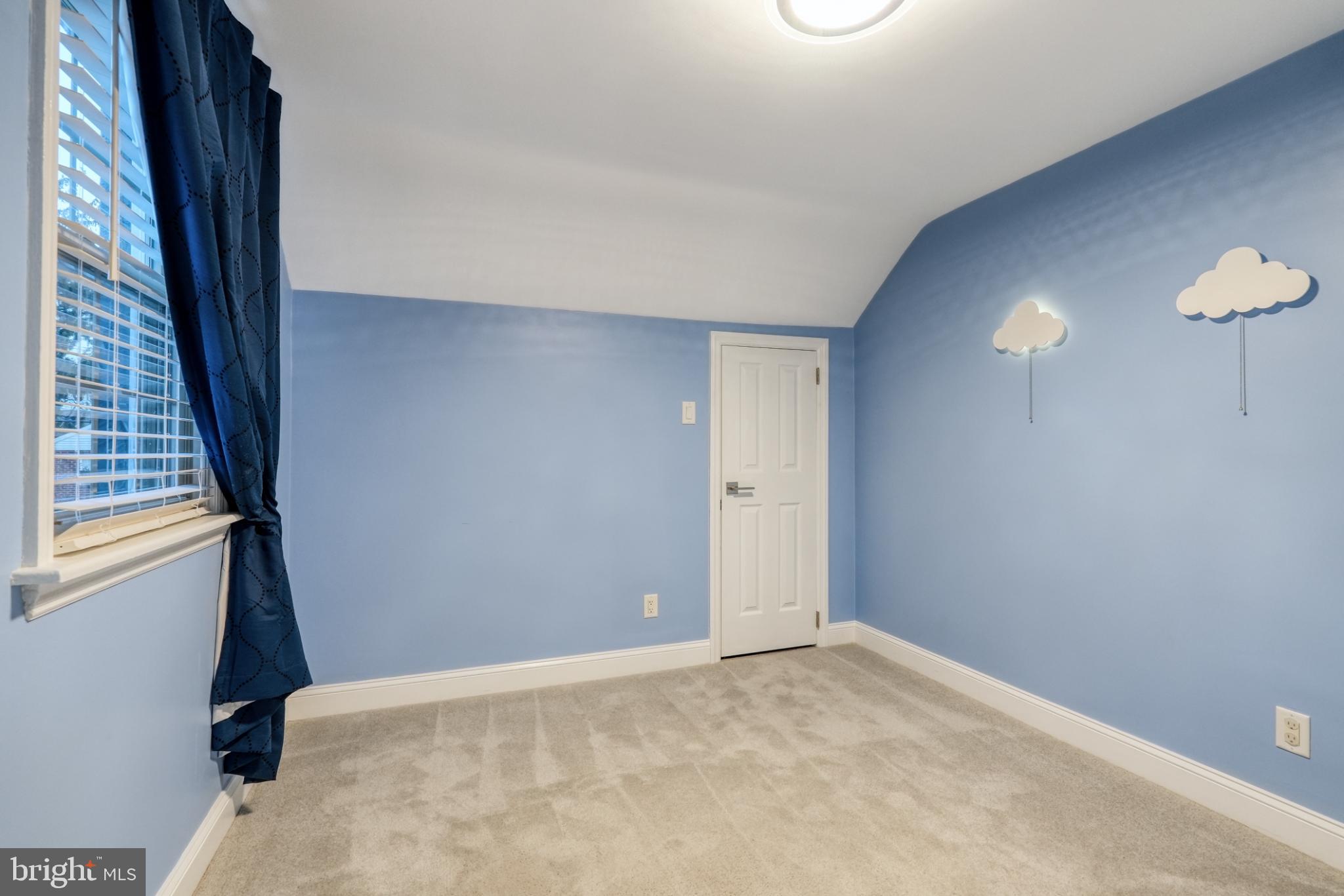 BUSTLETON - Residential