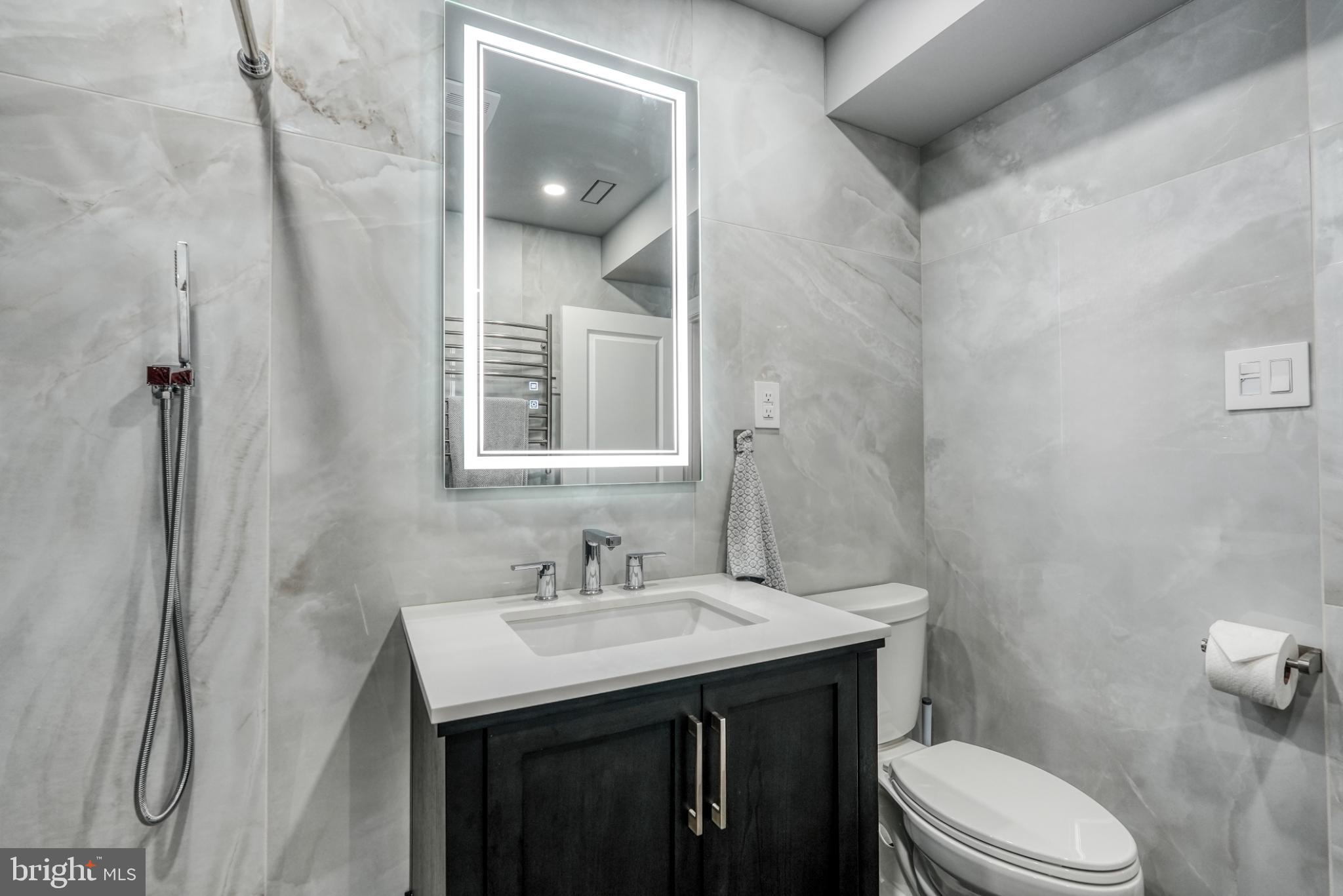 BUSTLETON - Residential