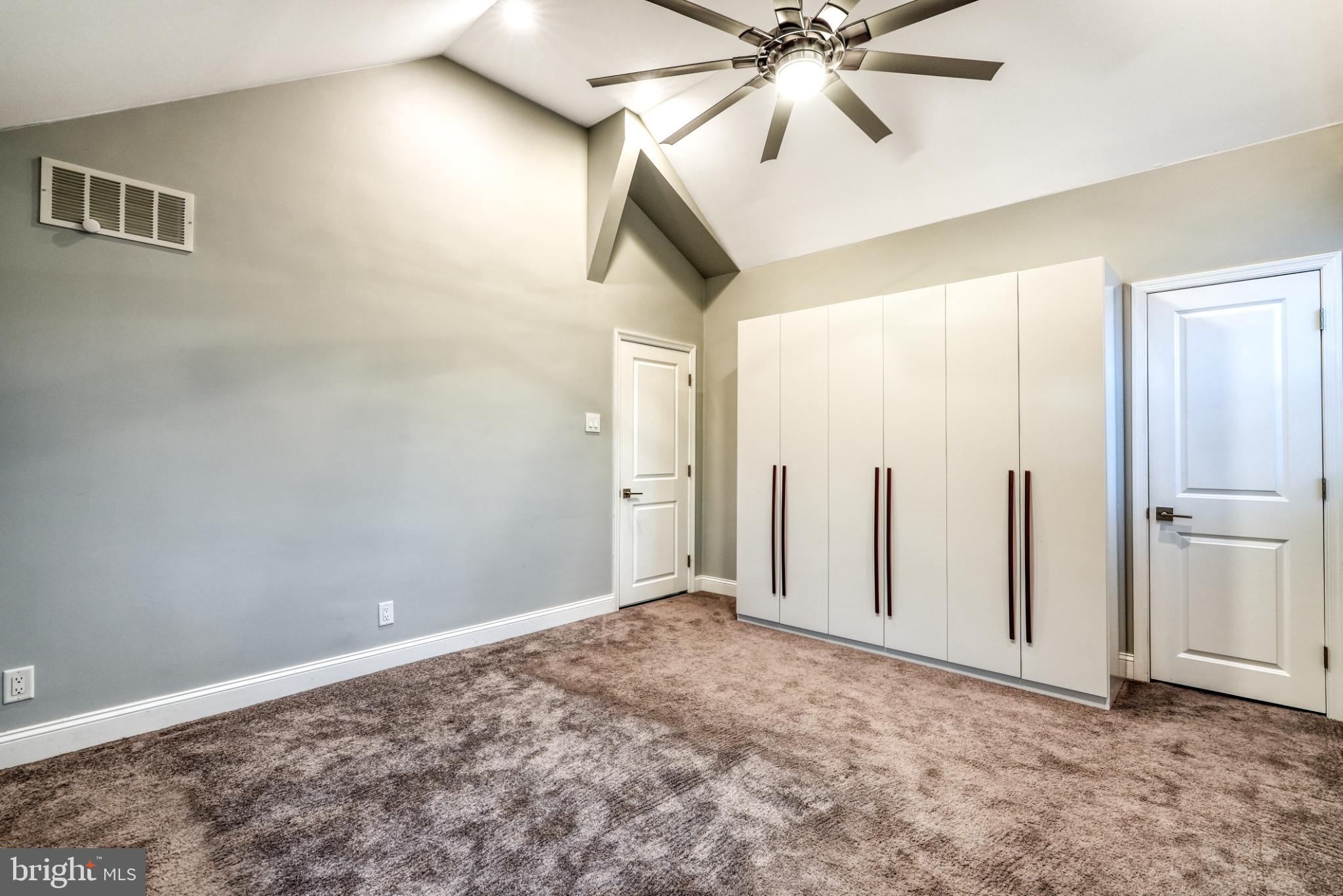 BUSTLETON - Residential