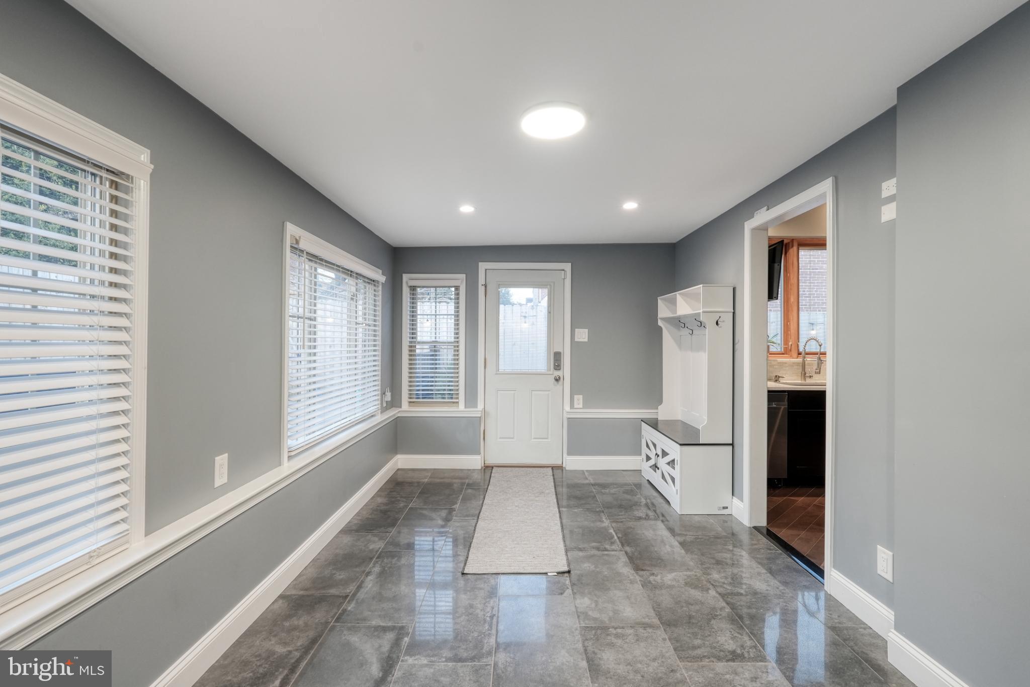 BUSTLETON - Residential