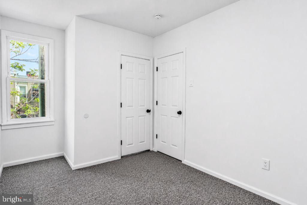 WHITMAN - Residential