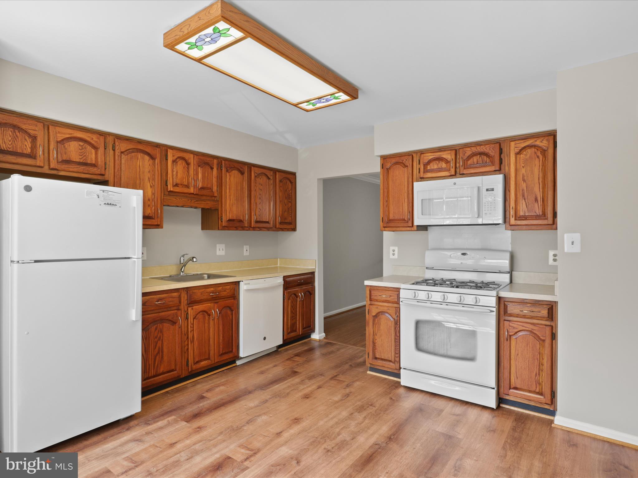 WILLOW CREEK - Residential Lease