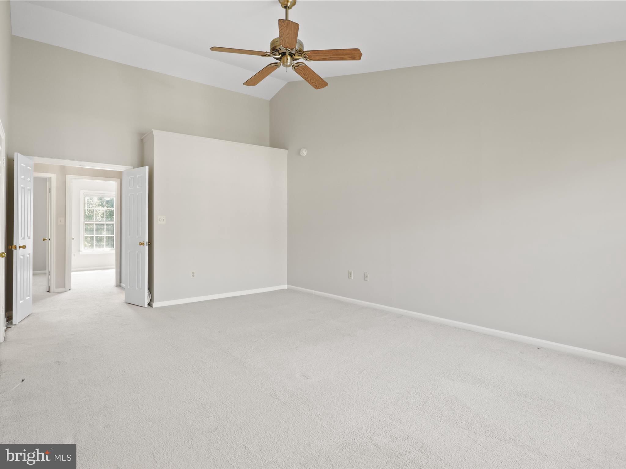 WILLOW CREEK - Residential Lease