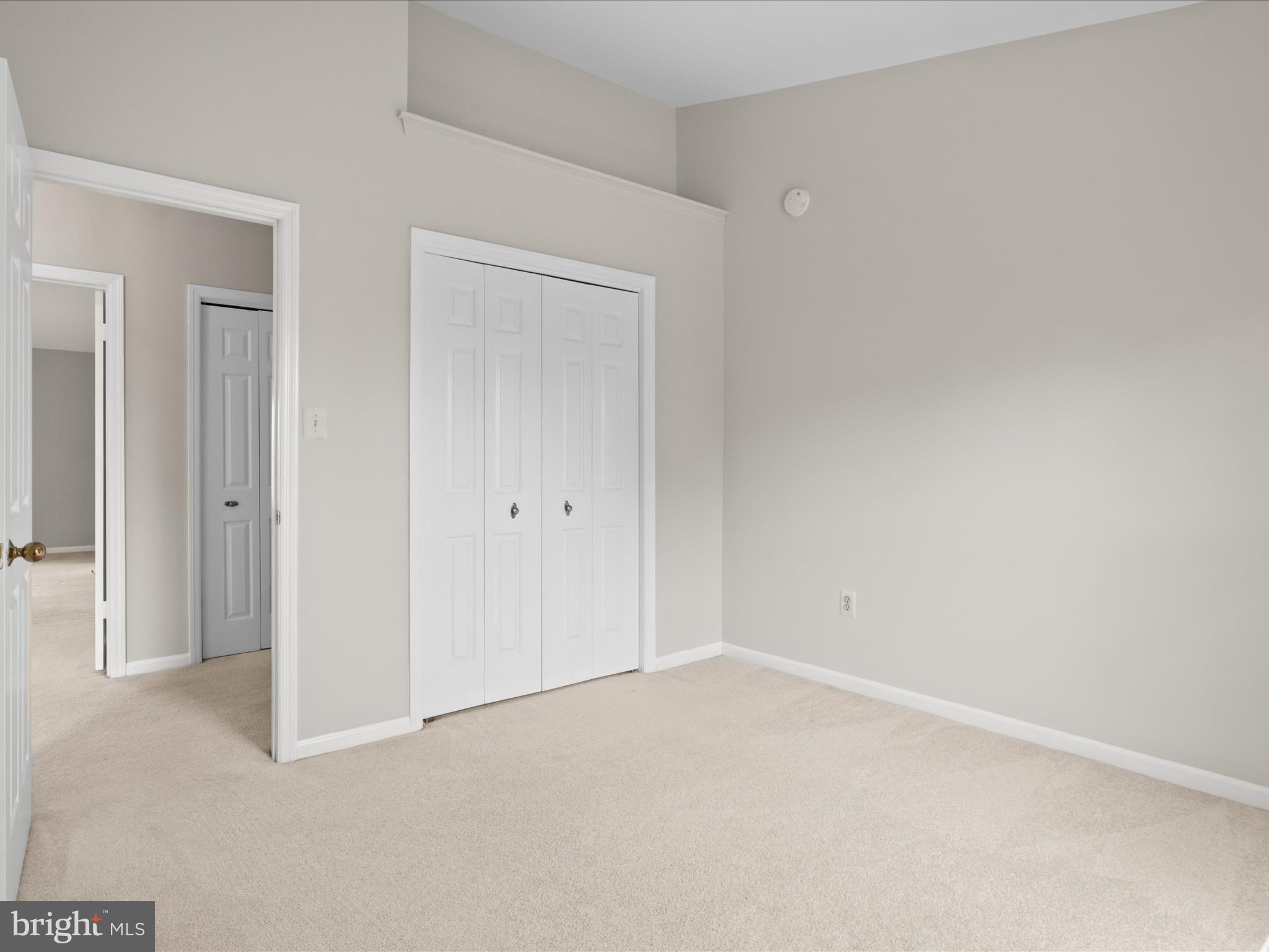 WILLOW CREEK - Residential Lease