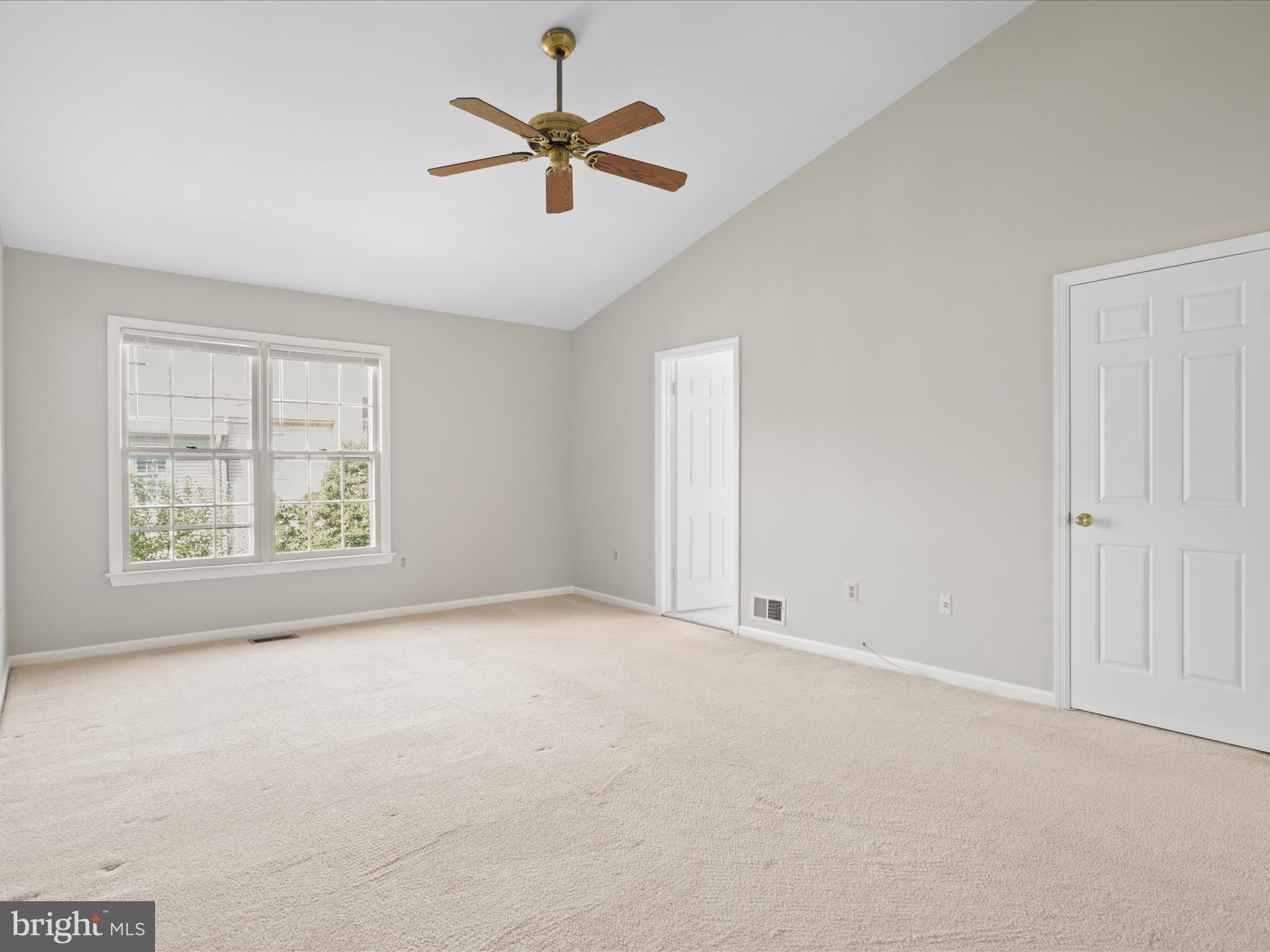 WILLOW CREEK - Residential Lease