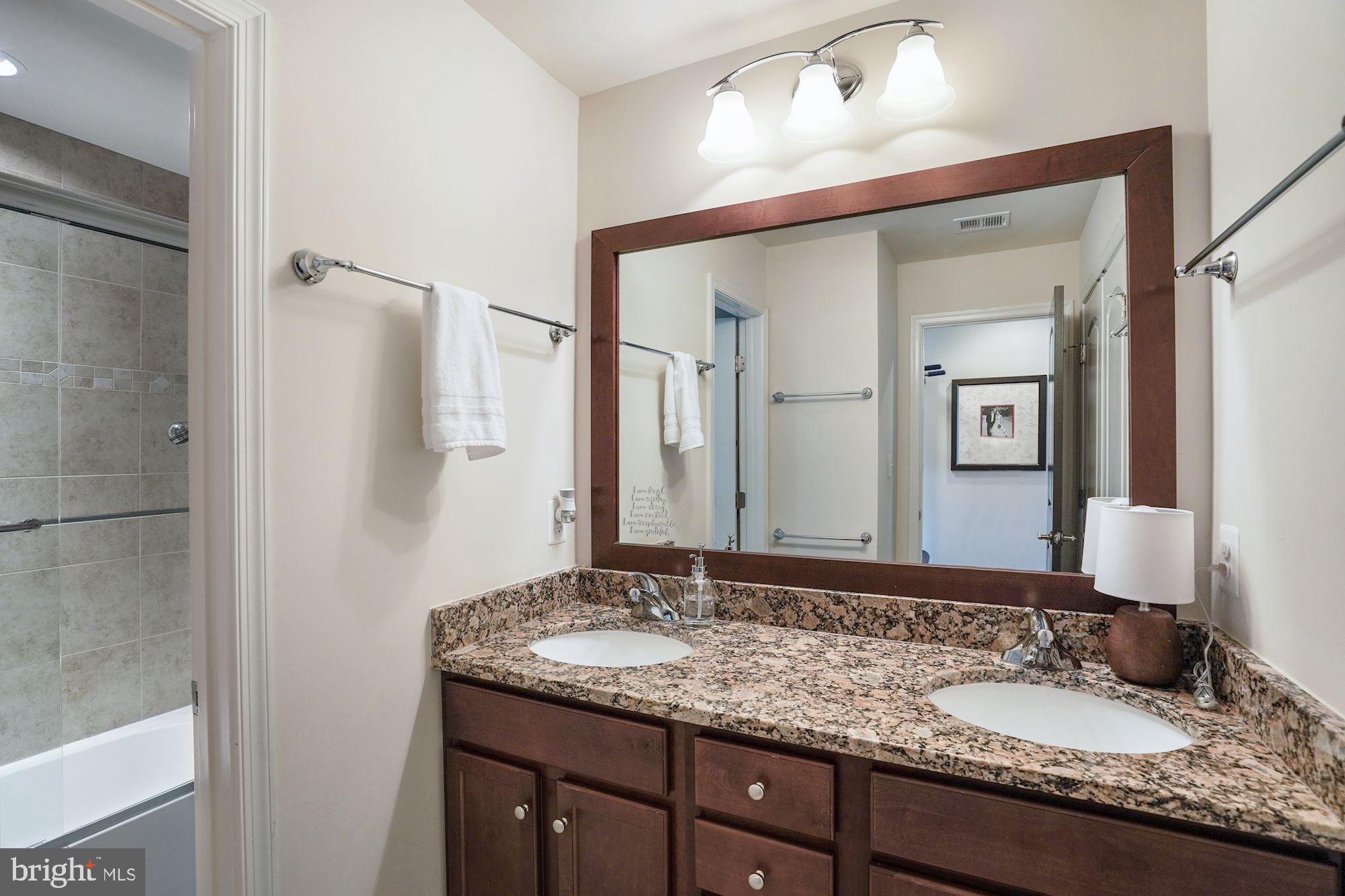 VILLAGE CASE - Residential