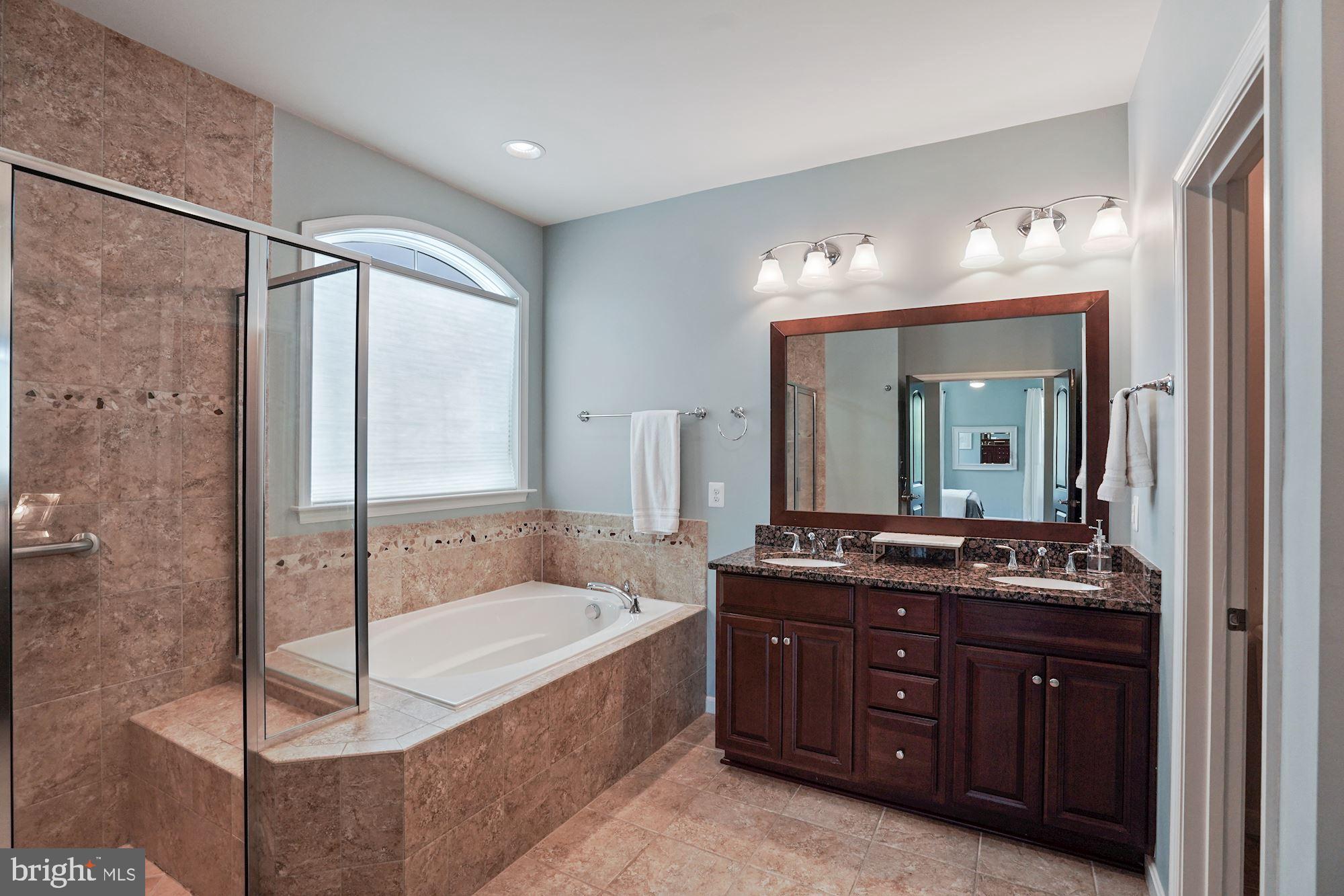 VILLAGE CASE - Residential