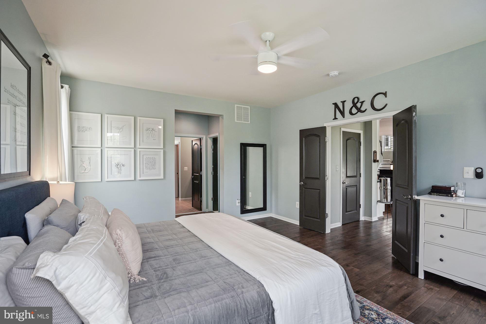 VILLAGE CASE - Residential