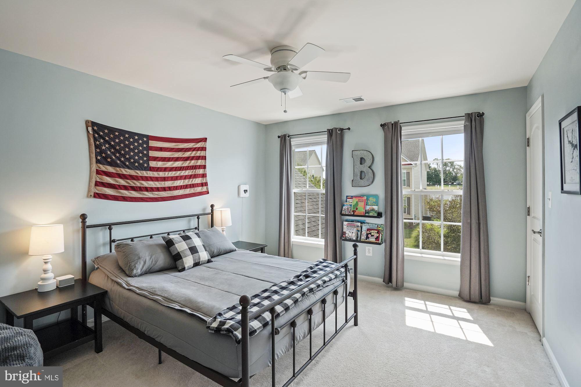 VILLAGE CASE - Residential