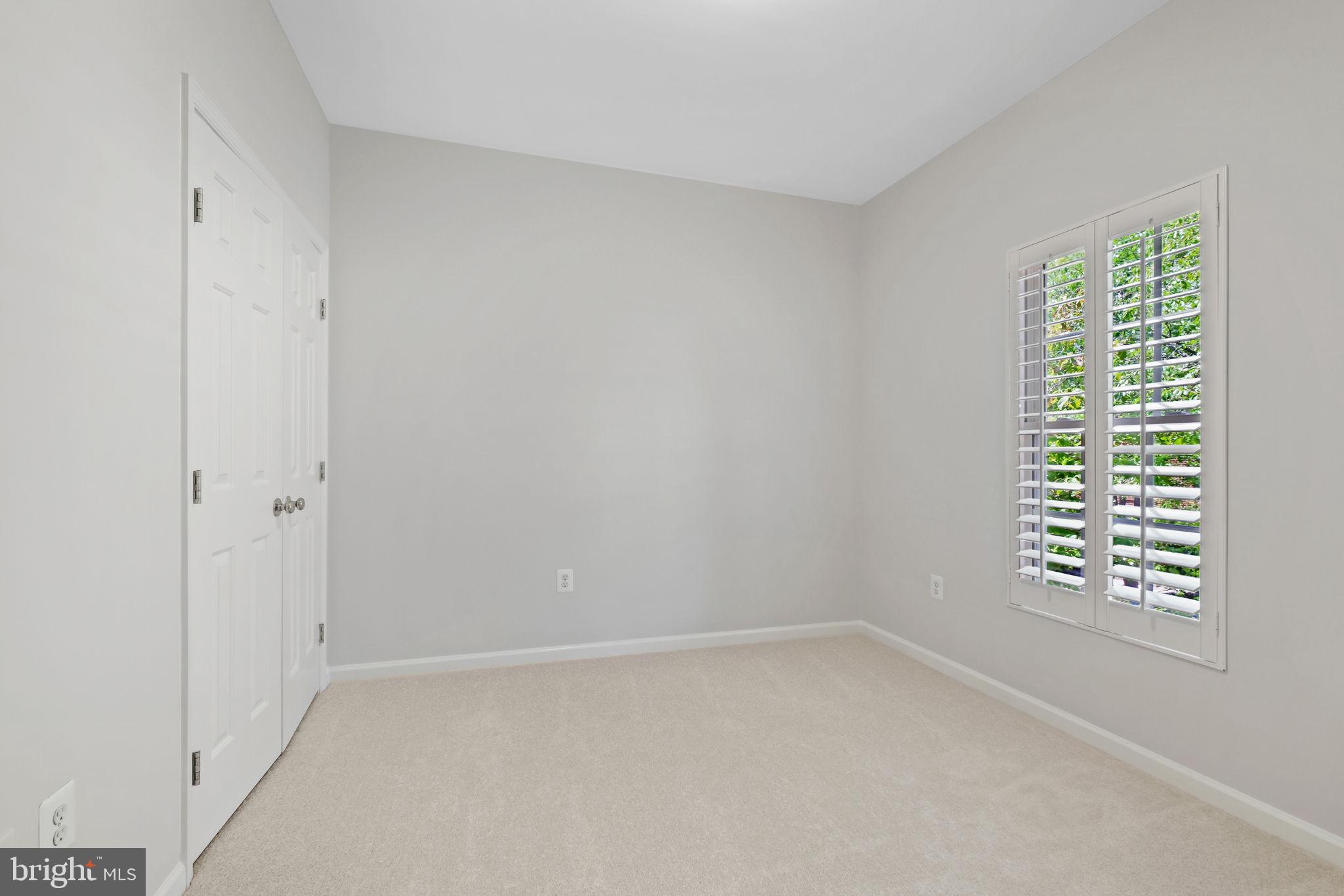 LAKELANDS - Residential