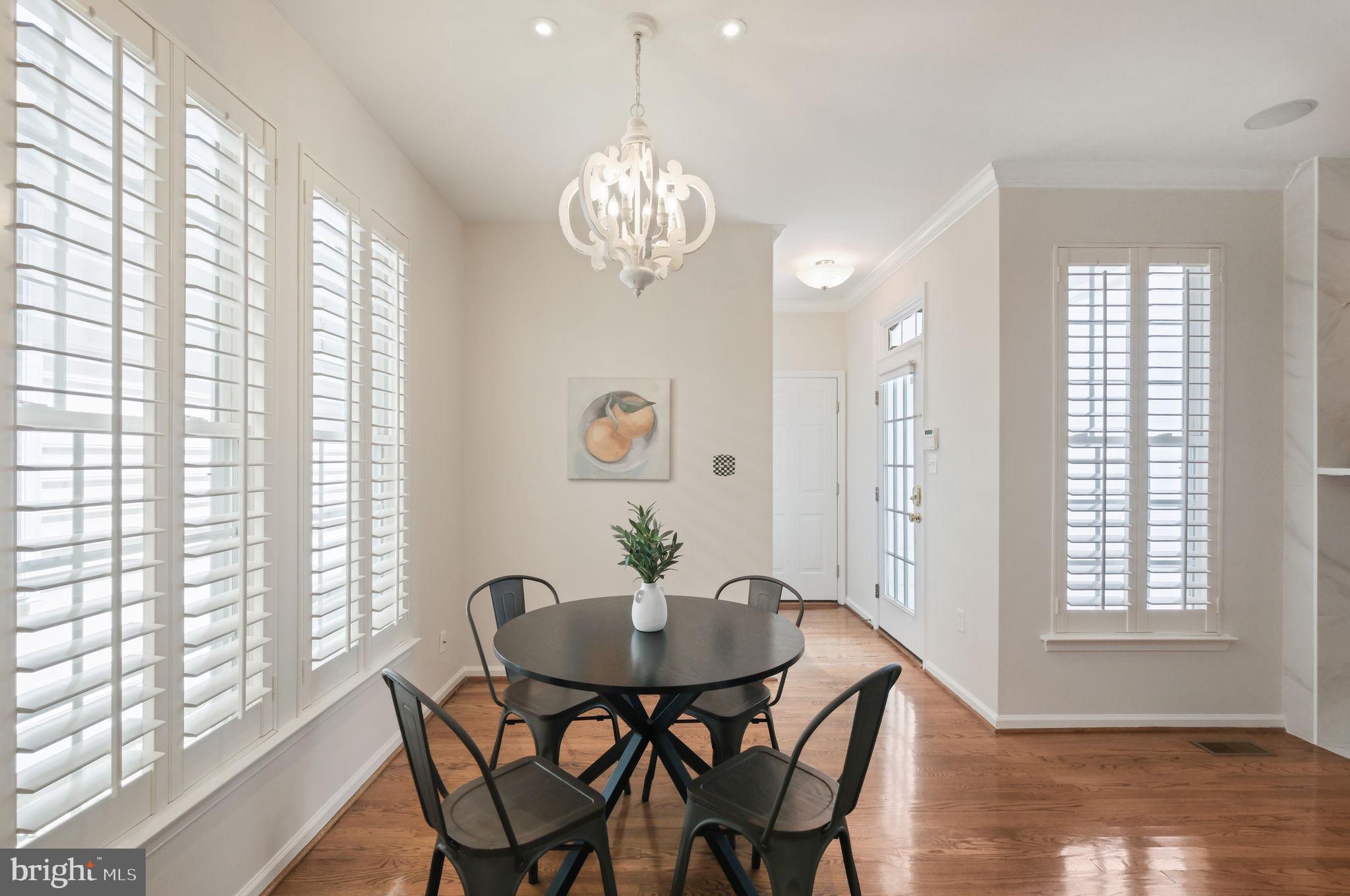 LAKELANDS - Residential