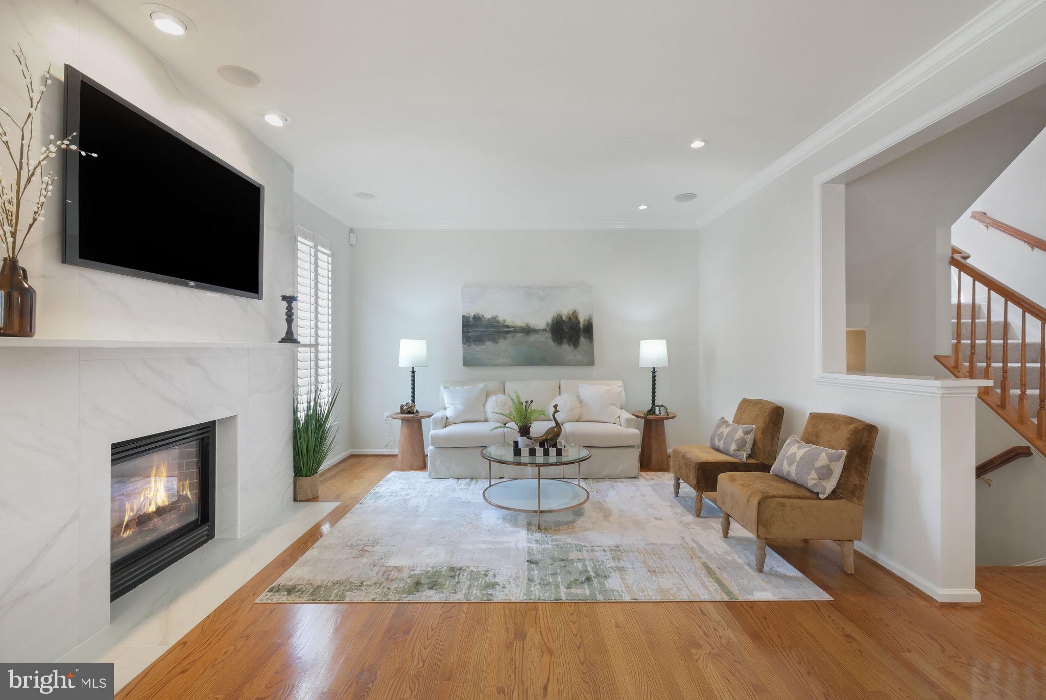 LAKELANDS - Residential