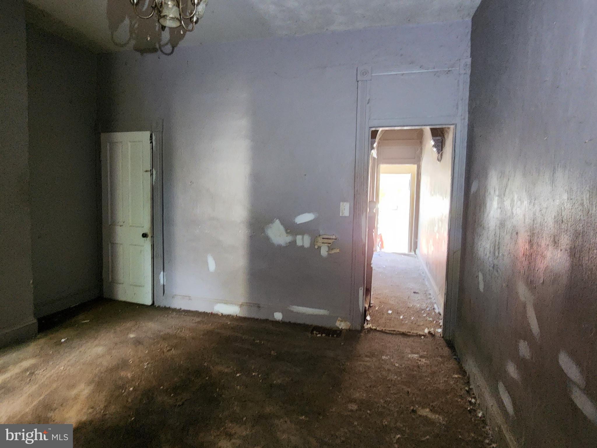 MIDTOWN EDMONDSON - Residential