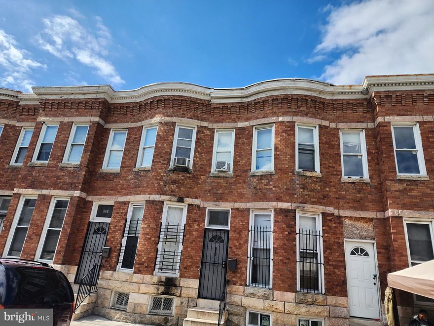 ONLINE AUCTION: Bidding begins 12/18 @ 10:00 AM. Bidding ends 12/20 @ 7:00 PM. List Price is Suggested Opening Bid. 2 Story Townhouse located in the Midtown-Edmondson area of Baltimore City. Residents can enjoy the nearby attractions such as West Baltimore MARC Station, Grace Medical Center, Westside Shopping Center, & Leon Day Park. Property is Vacant. Easy Access to Major Traffic Artery Edmondson Ave. Deposit: $5,000.