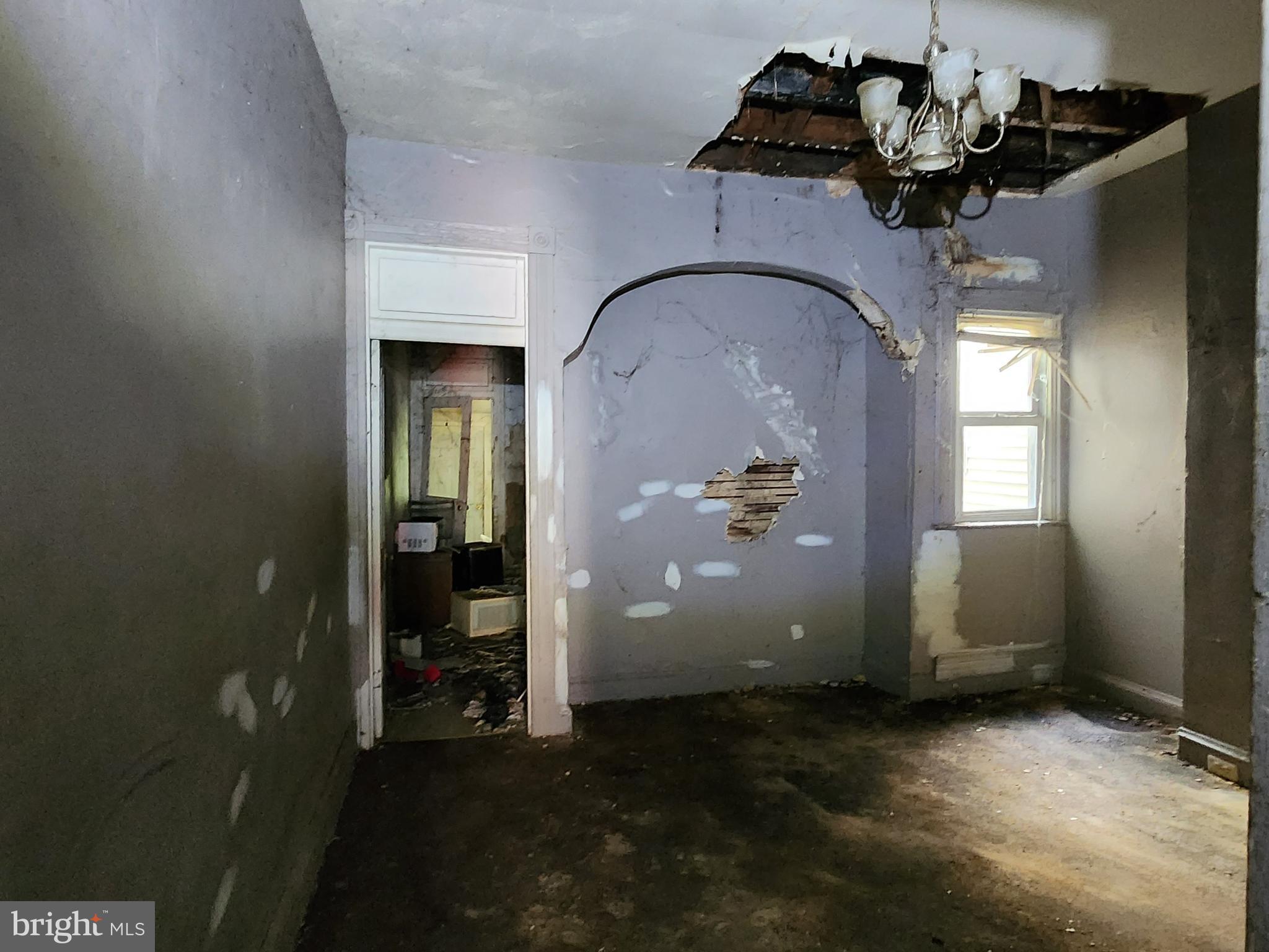 MIDTOWN EDMONDSON - Residential