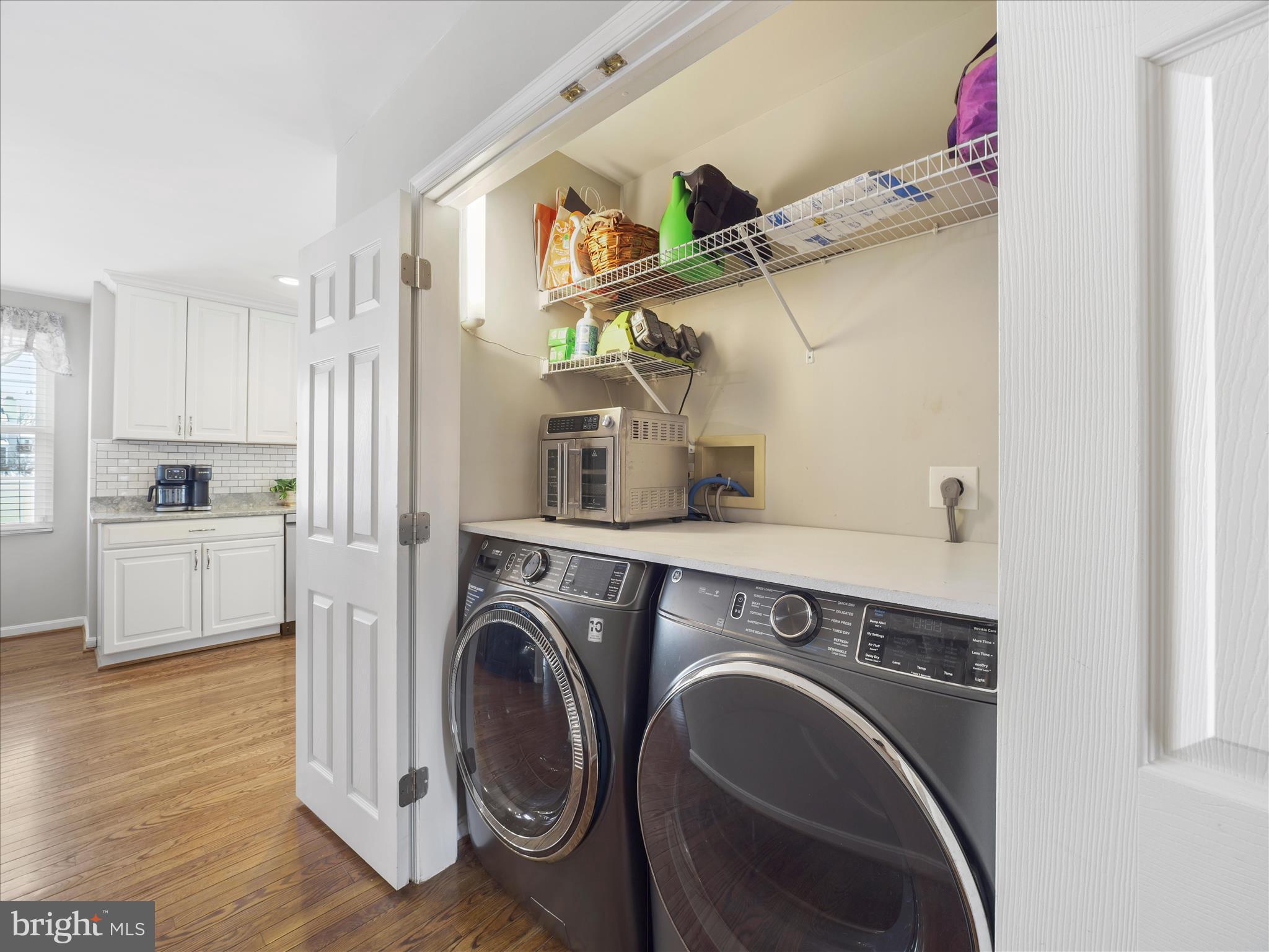 WHISPERING HILLS - Residential