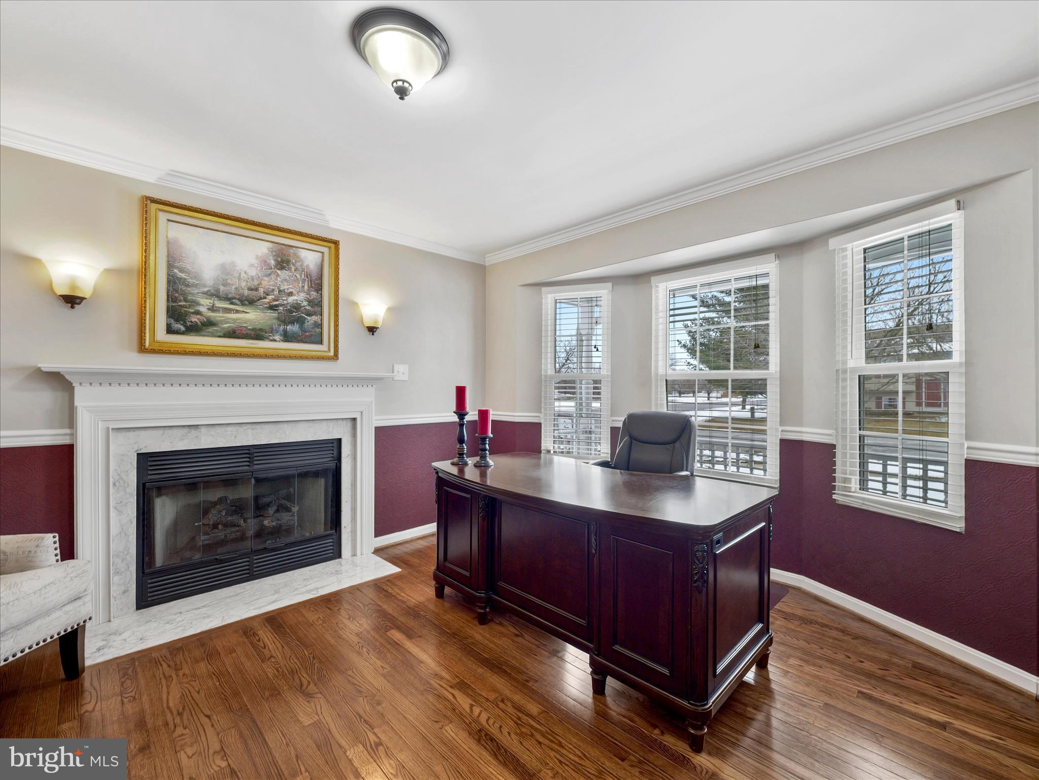 WHISPERING HILLS - Residential