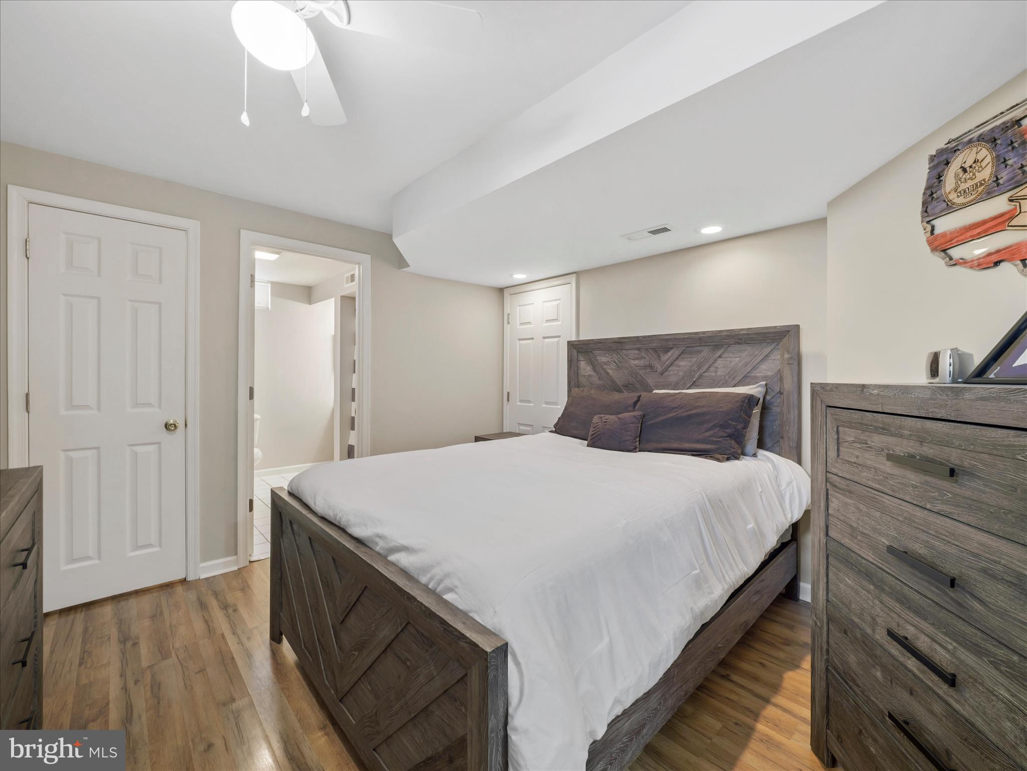 WHISPERING HILLS - Residential