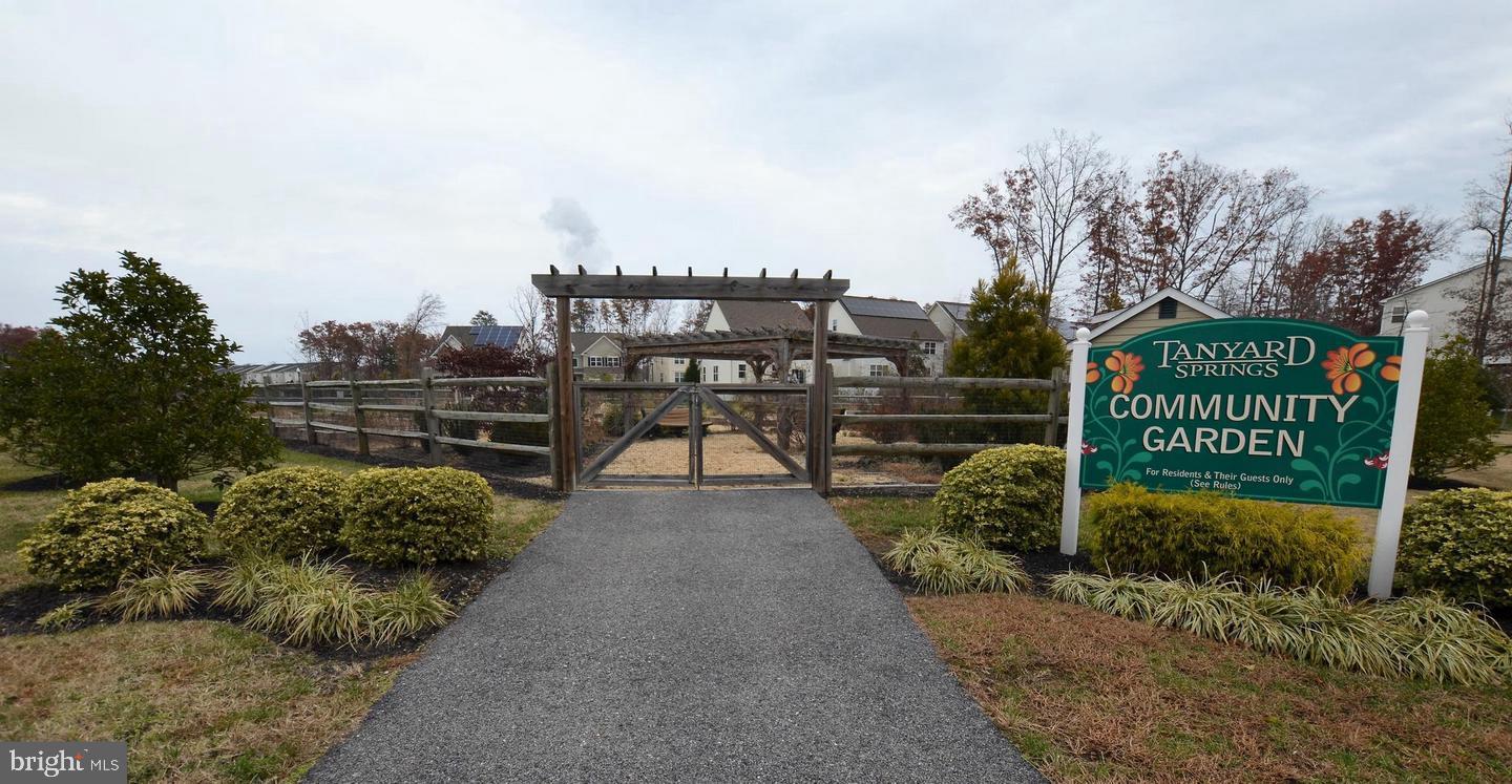 TANYARD SPRINGS - Residential