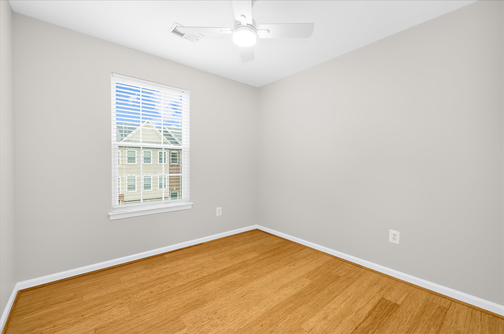 TANYARD SPRINGS - Residential