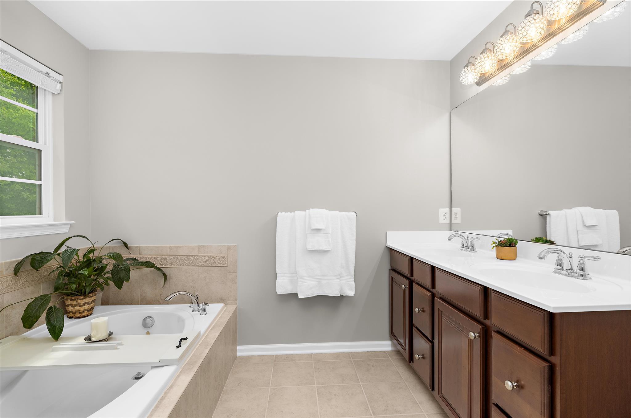 TANYARD SPRINGS - Residential