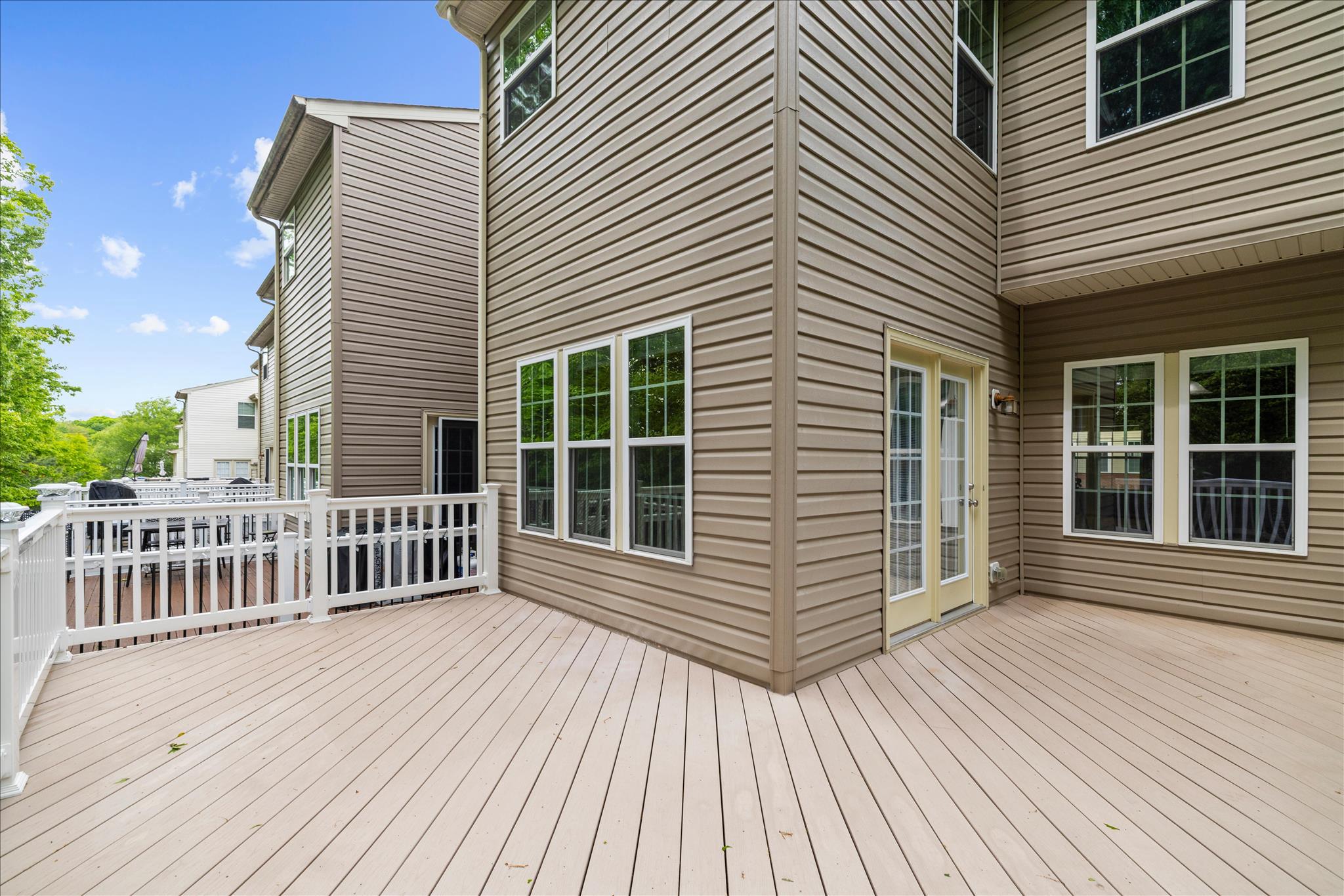 TANYARD SPRINGS - Residential