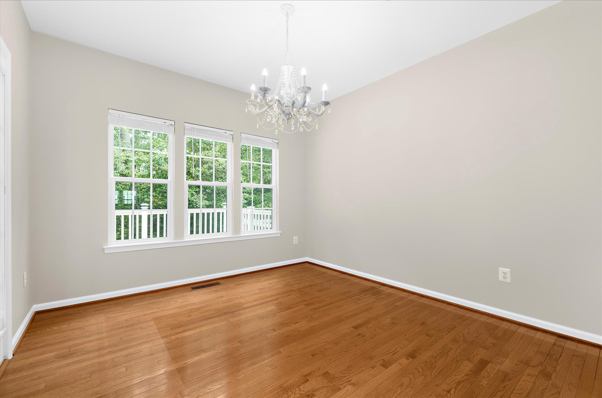 TANYARD SPRINGS - Residential