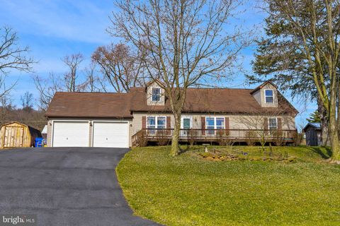 Photo of 350 Cider Press Road, Manheim, PA 17545 (MLS # PALA2047618)