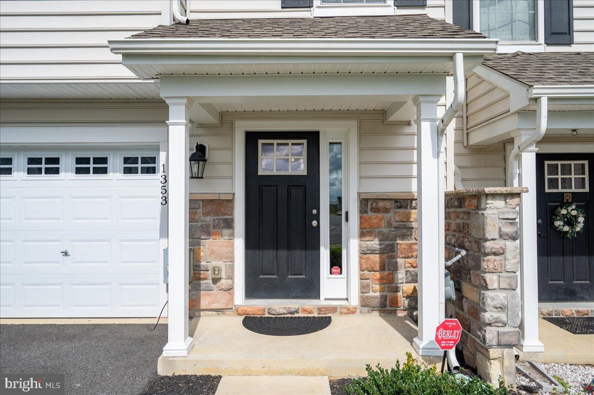 1353 CARRICK COURT