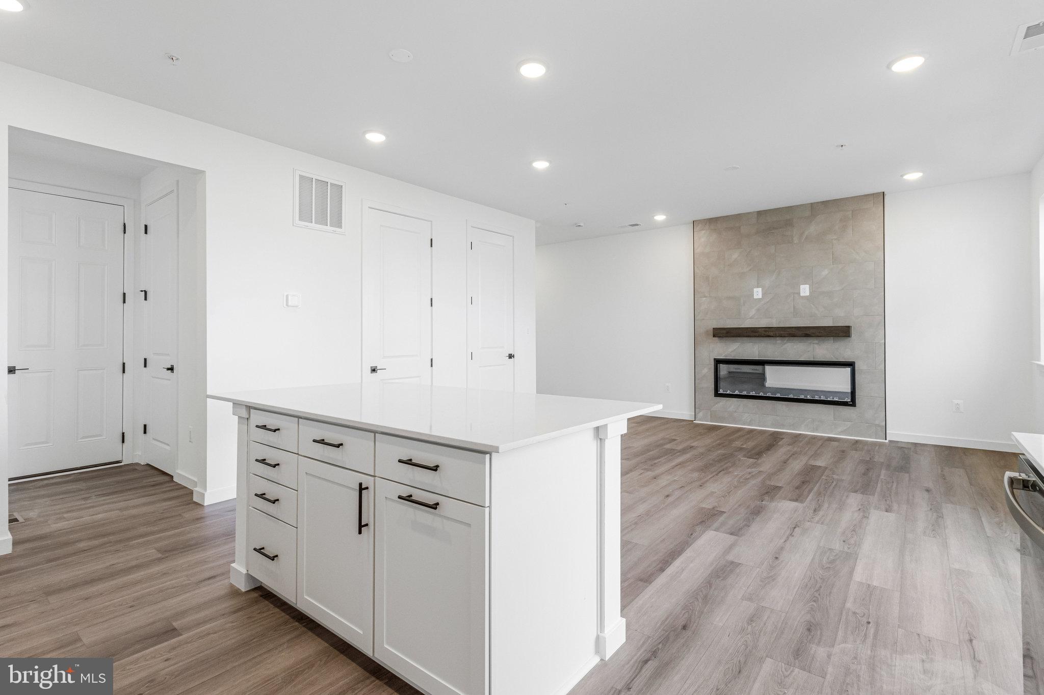 ENCLAVE AT ARUNDEL HILLS - Residential