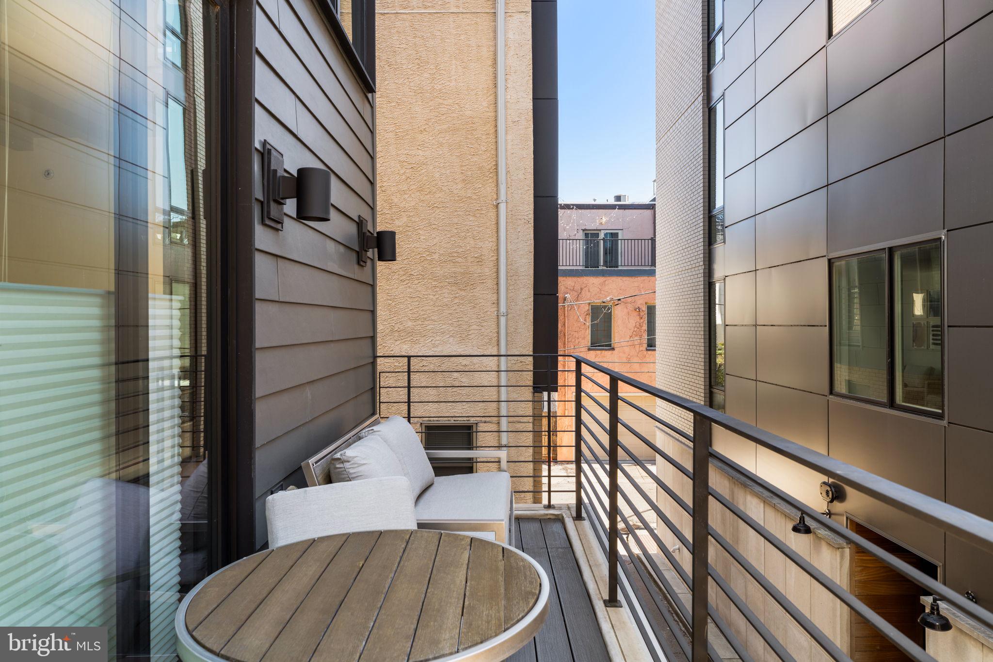 GRADUATE HOSPITAL - Residential