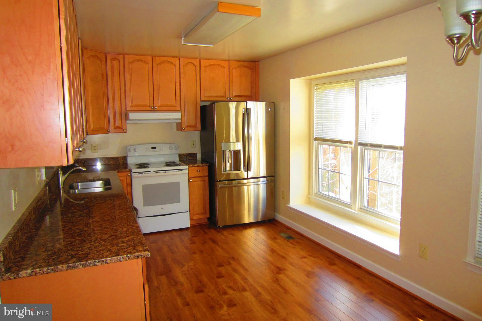 LAKEPOINTE - Residential Lease