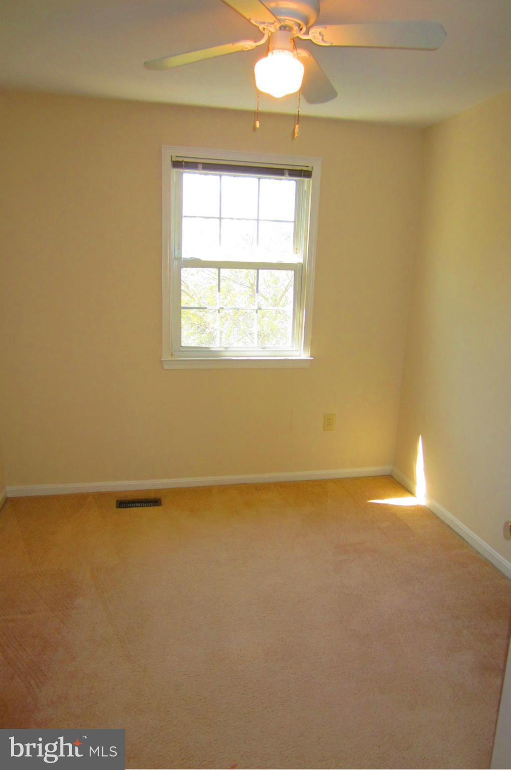 LAKEPOINTE - Residential Lease