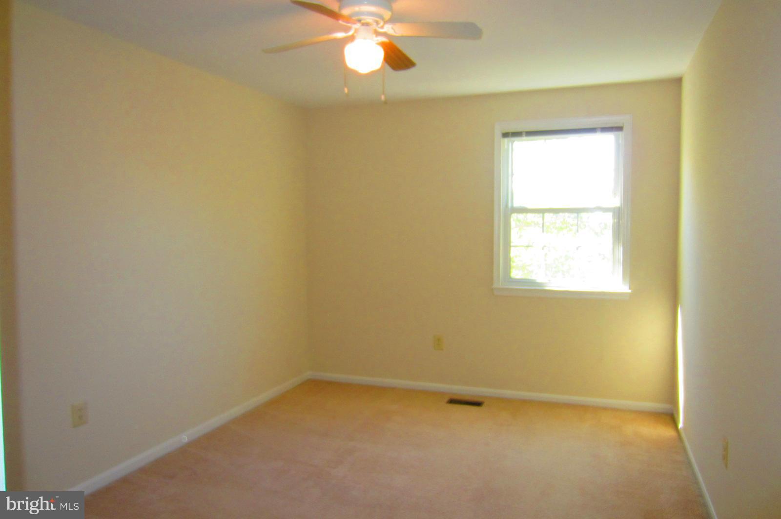 LAKEPOINTE - Residential Lease