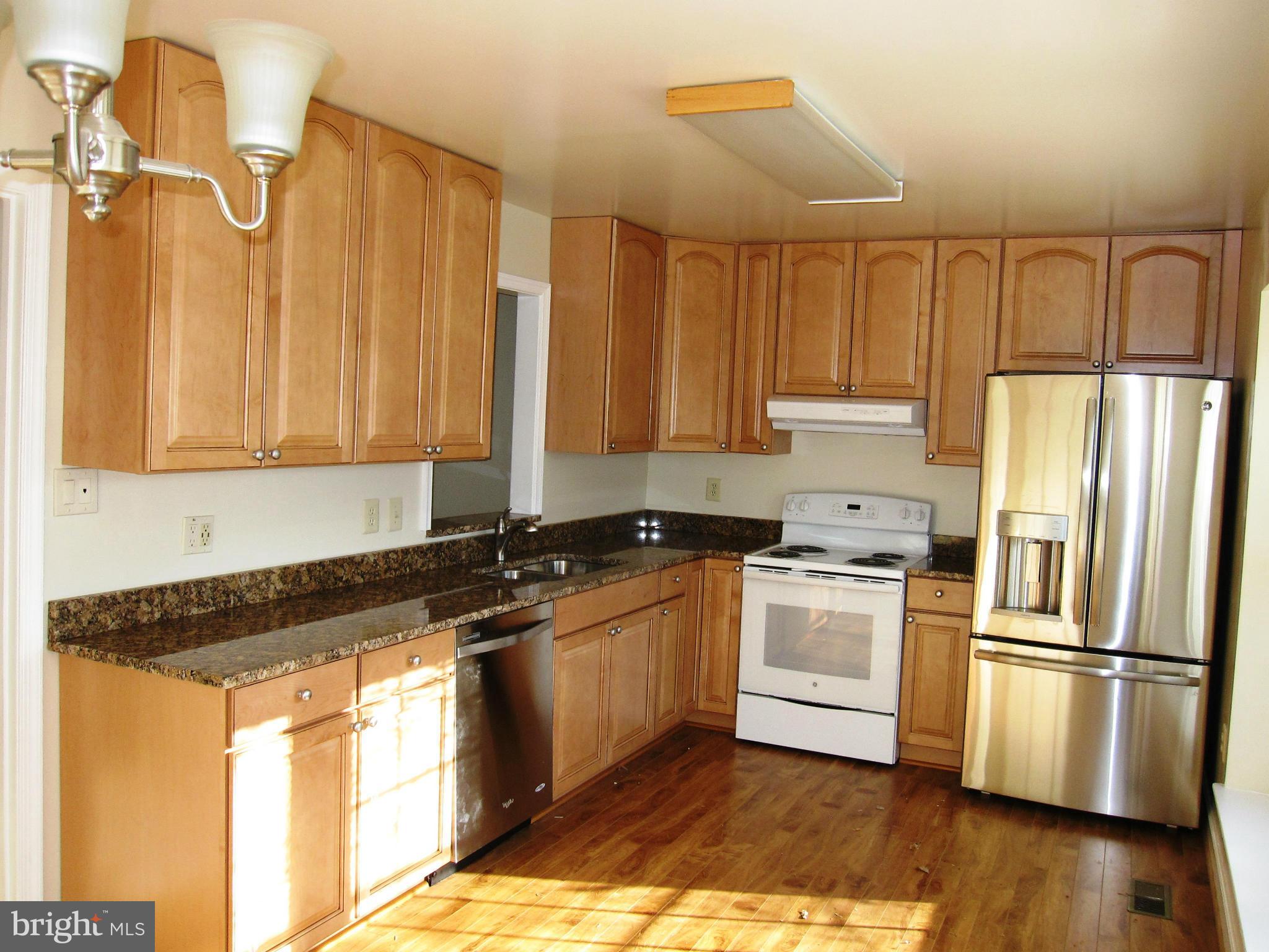 LAKEPOINTE - Residential Lease