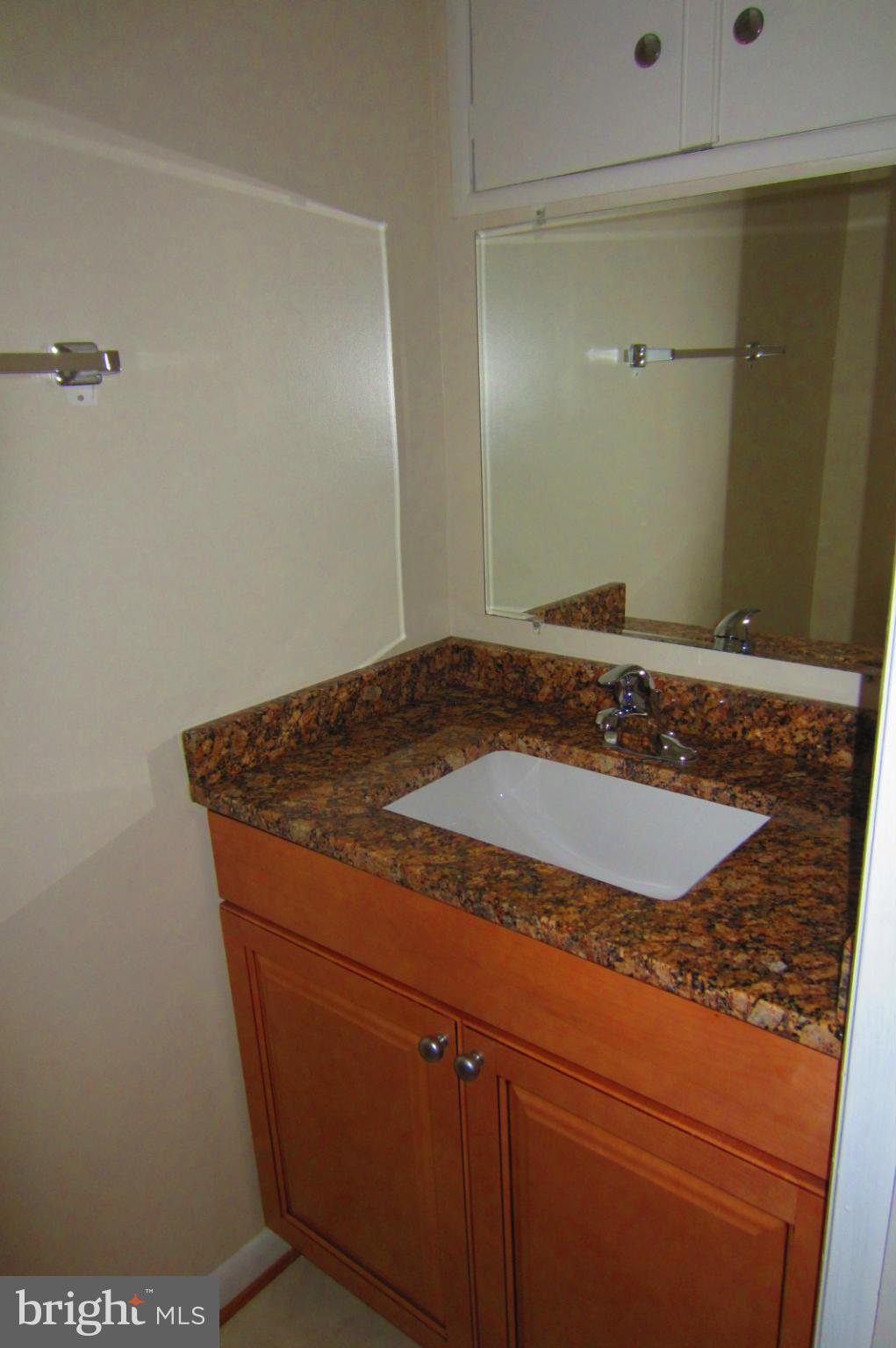 LAKEPOINTE - Residential Lease