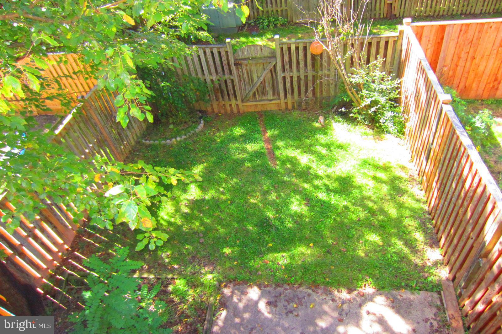 LAKEPOINTE - Residential Lease