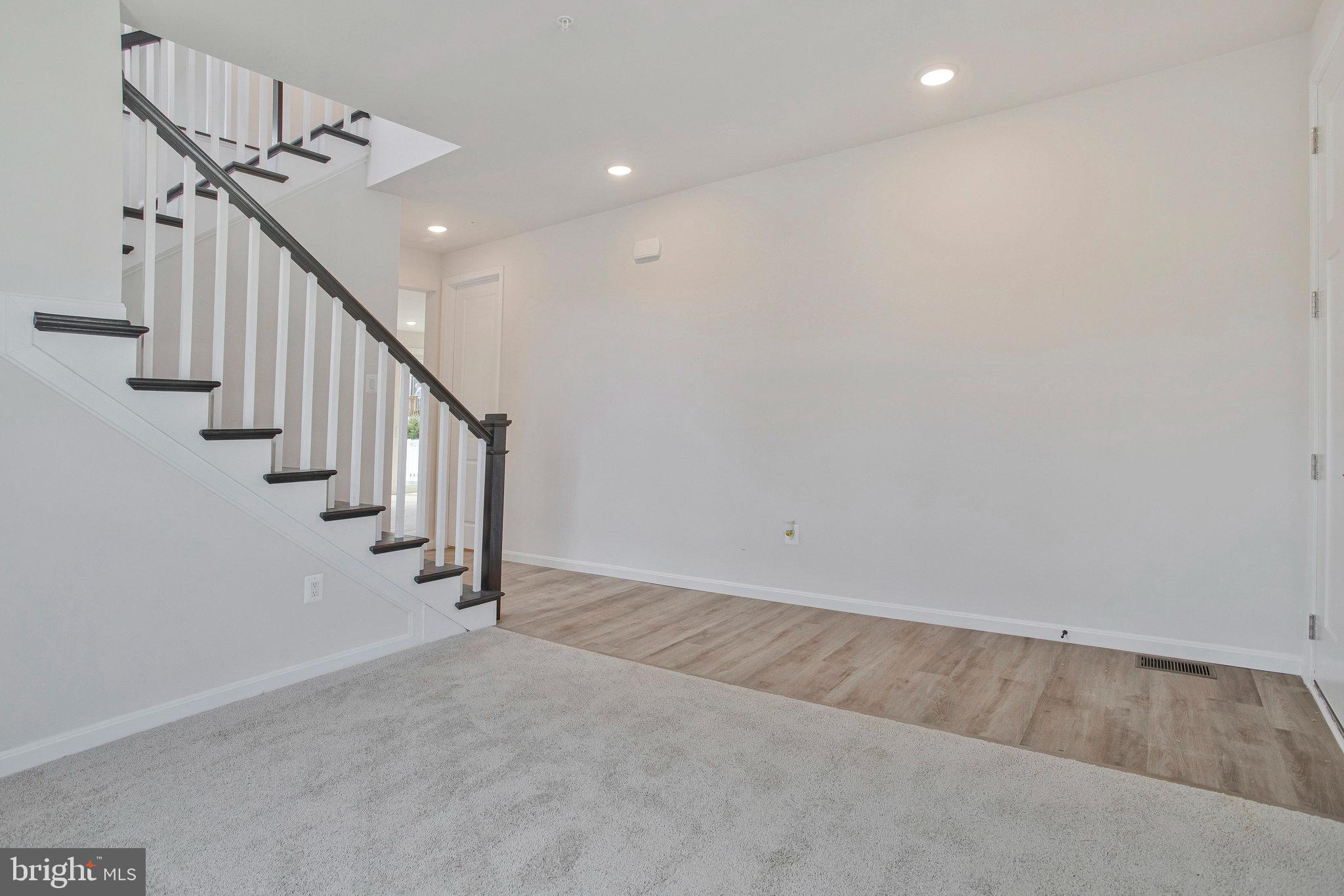 NORTHWOODS - Residential