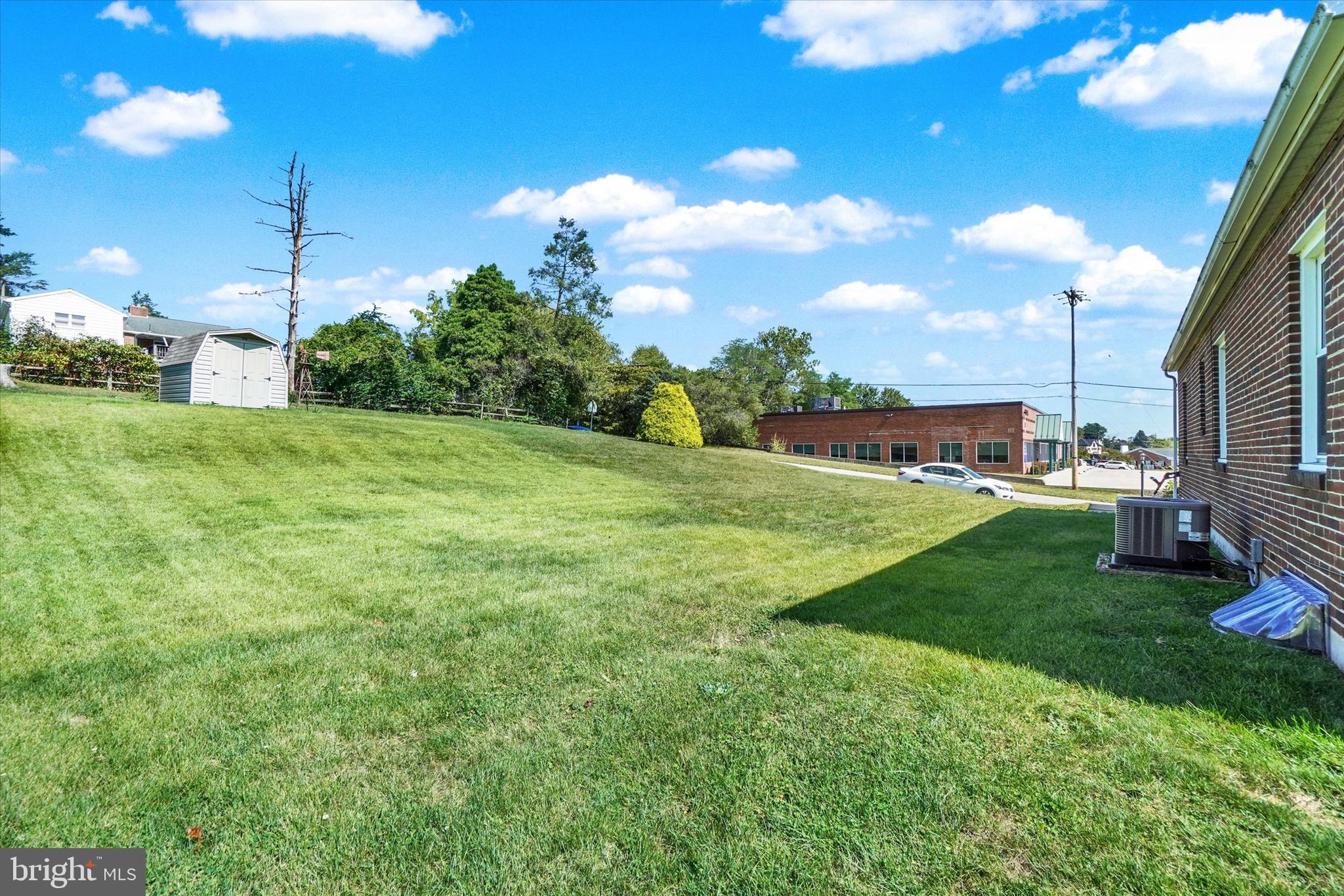 WEST MANCHESTER - Residential