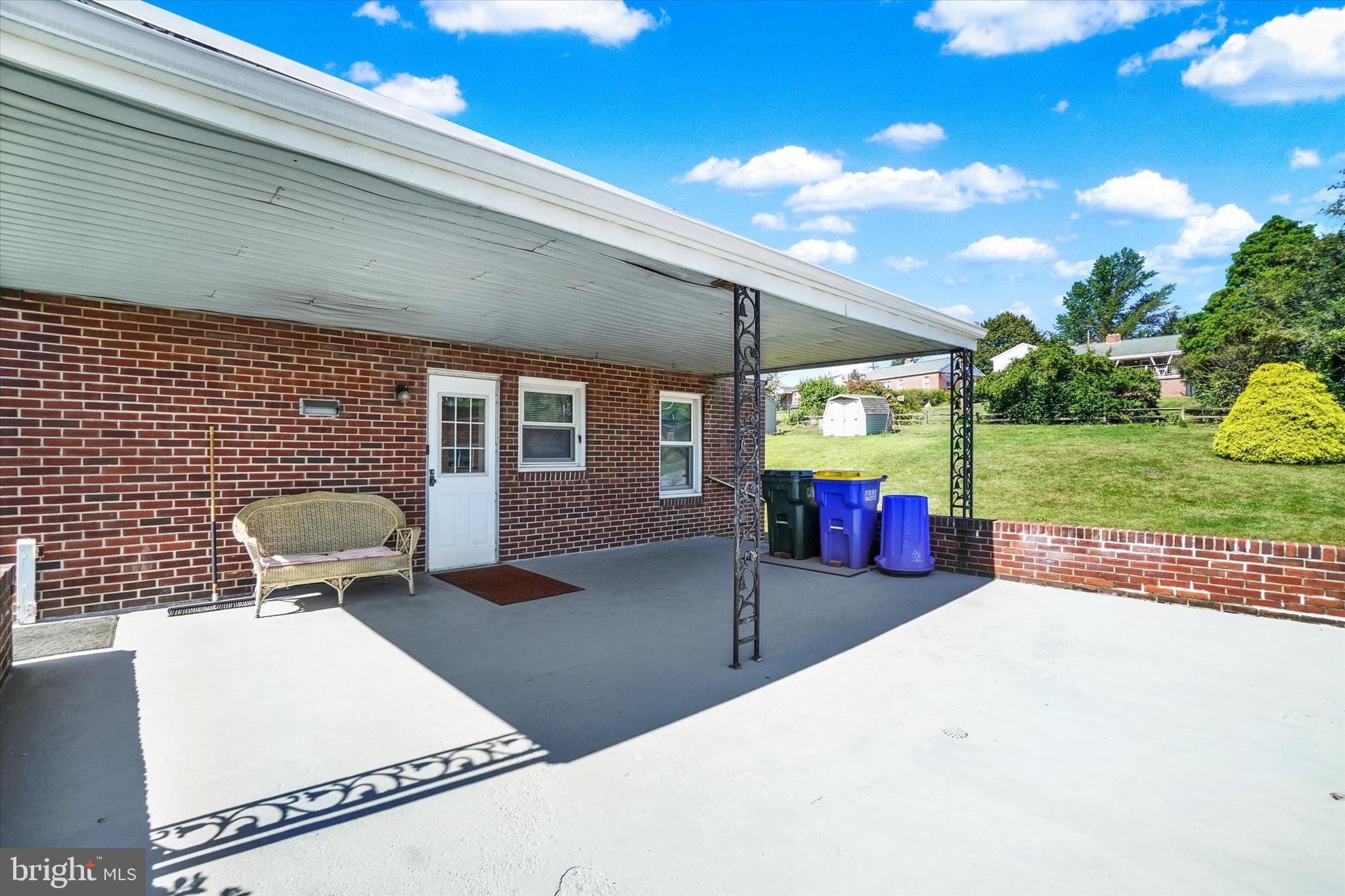 WEST MANCHESTER - Residential