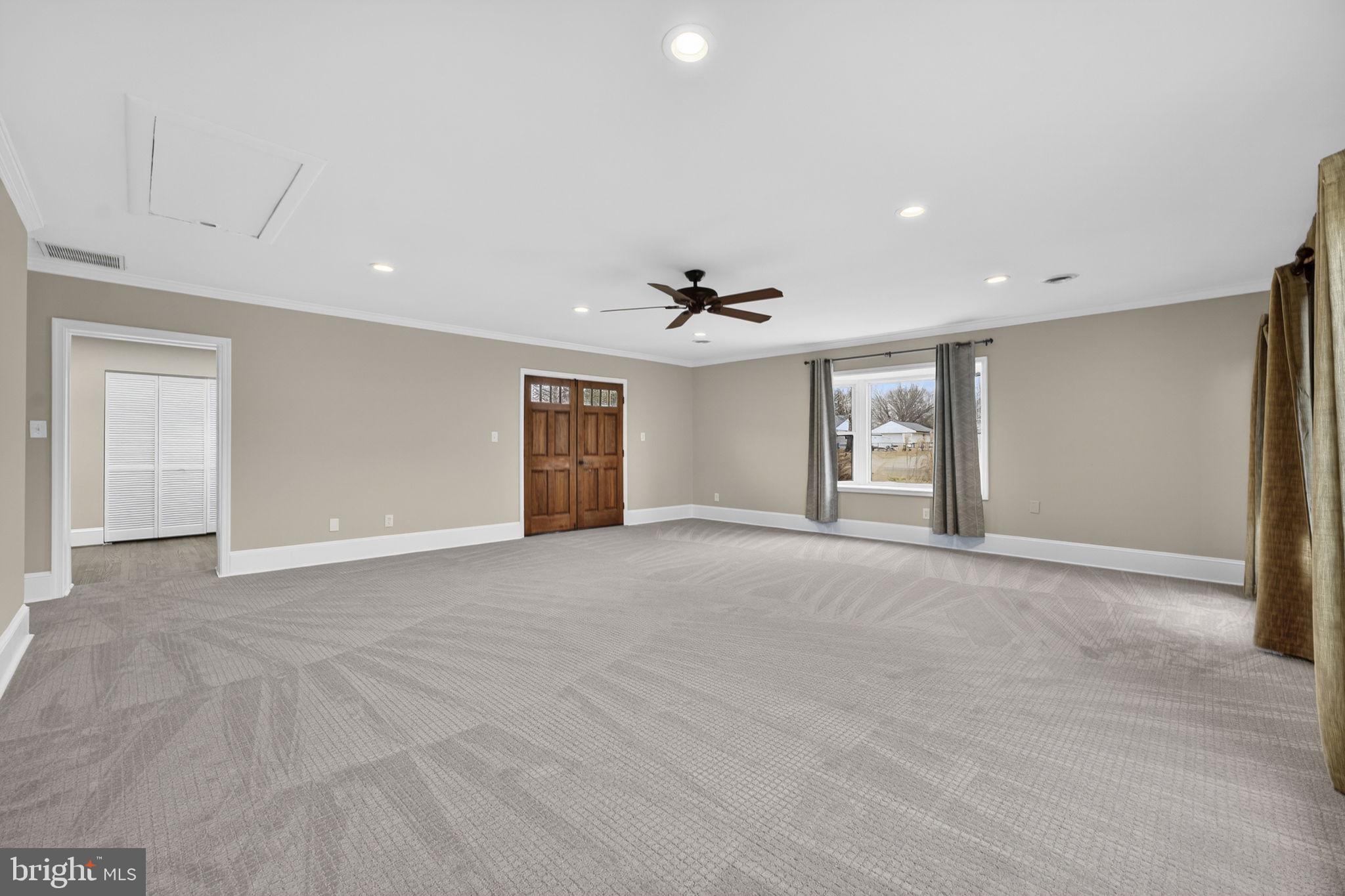 BROAD RUN FARMS - Residential