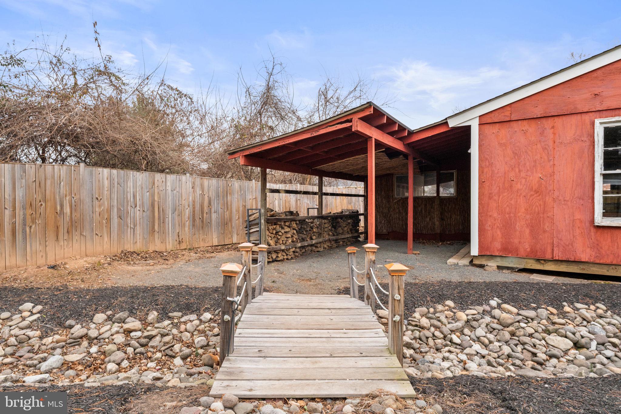 BROAD RUN FARMS - Residential