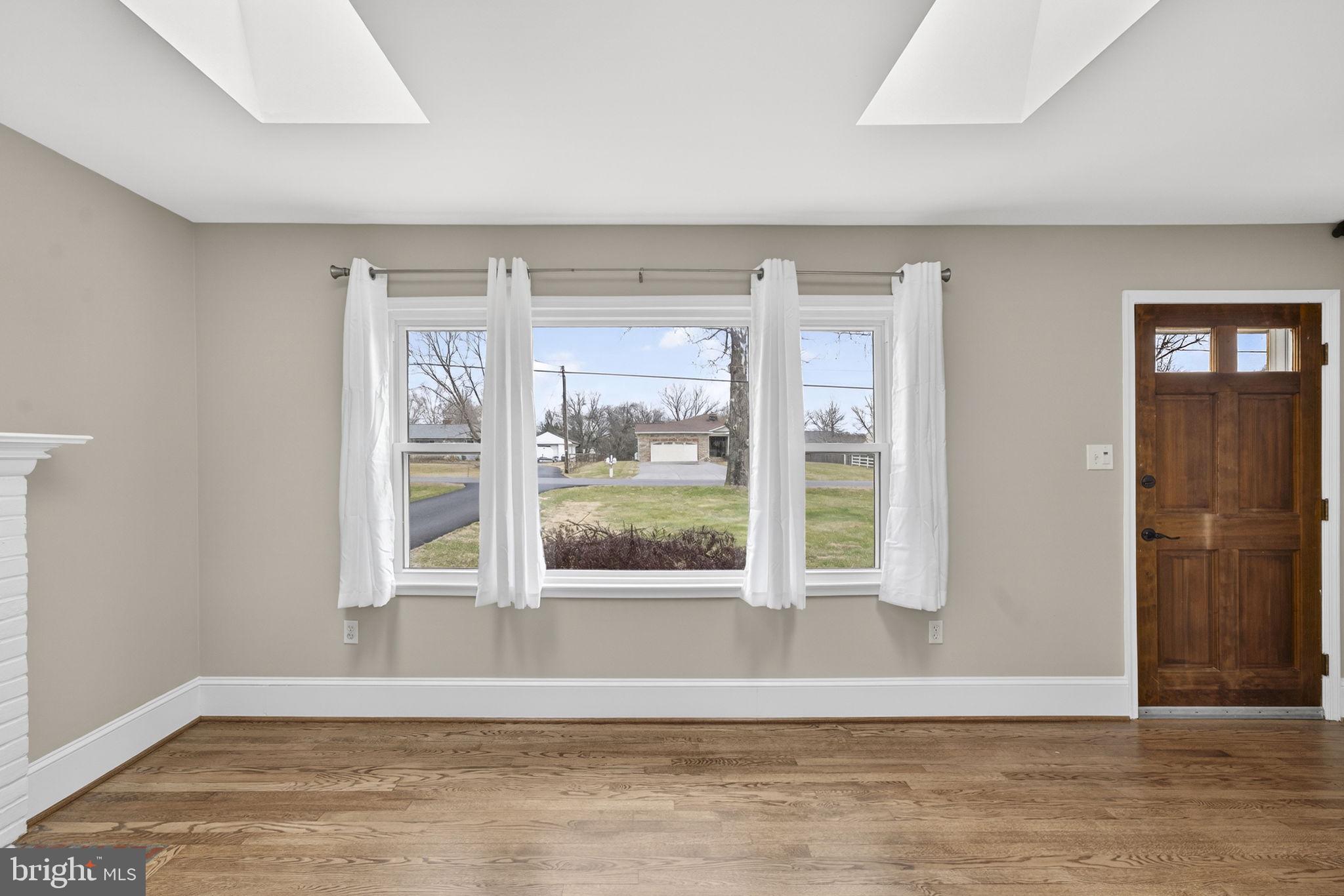 BROAD RUN FARMS - Residential