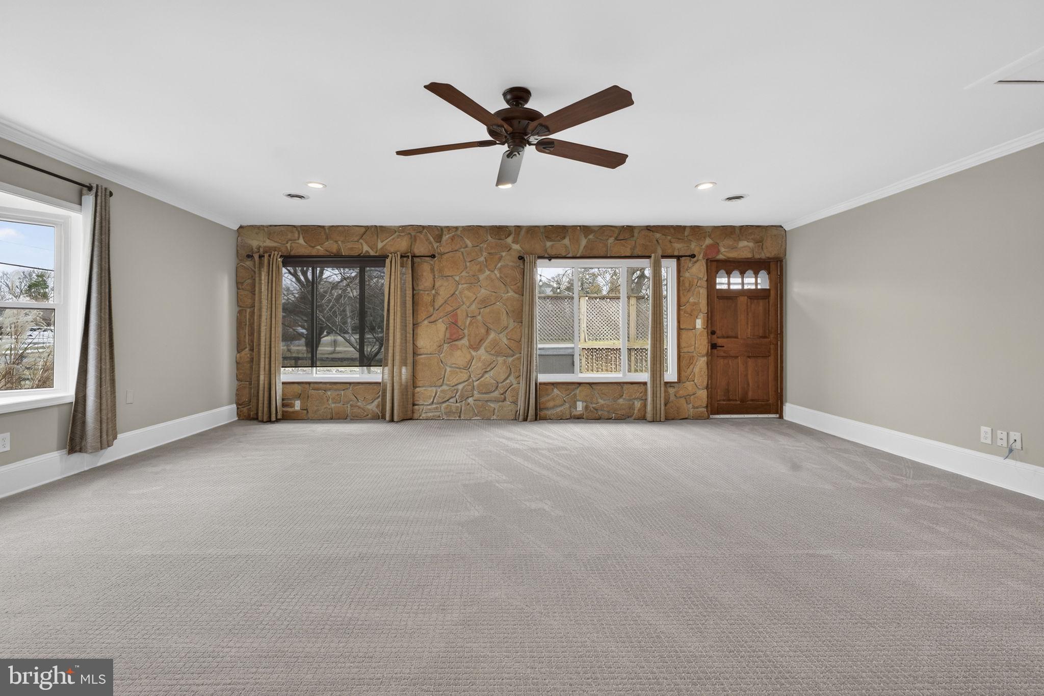 BROAD RUN FARMS - Residential