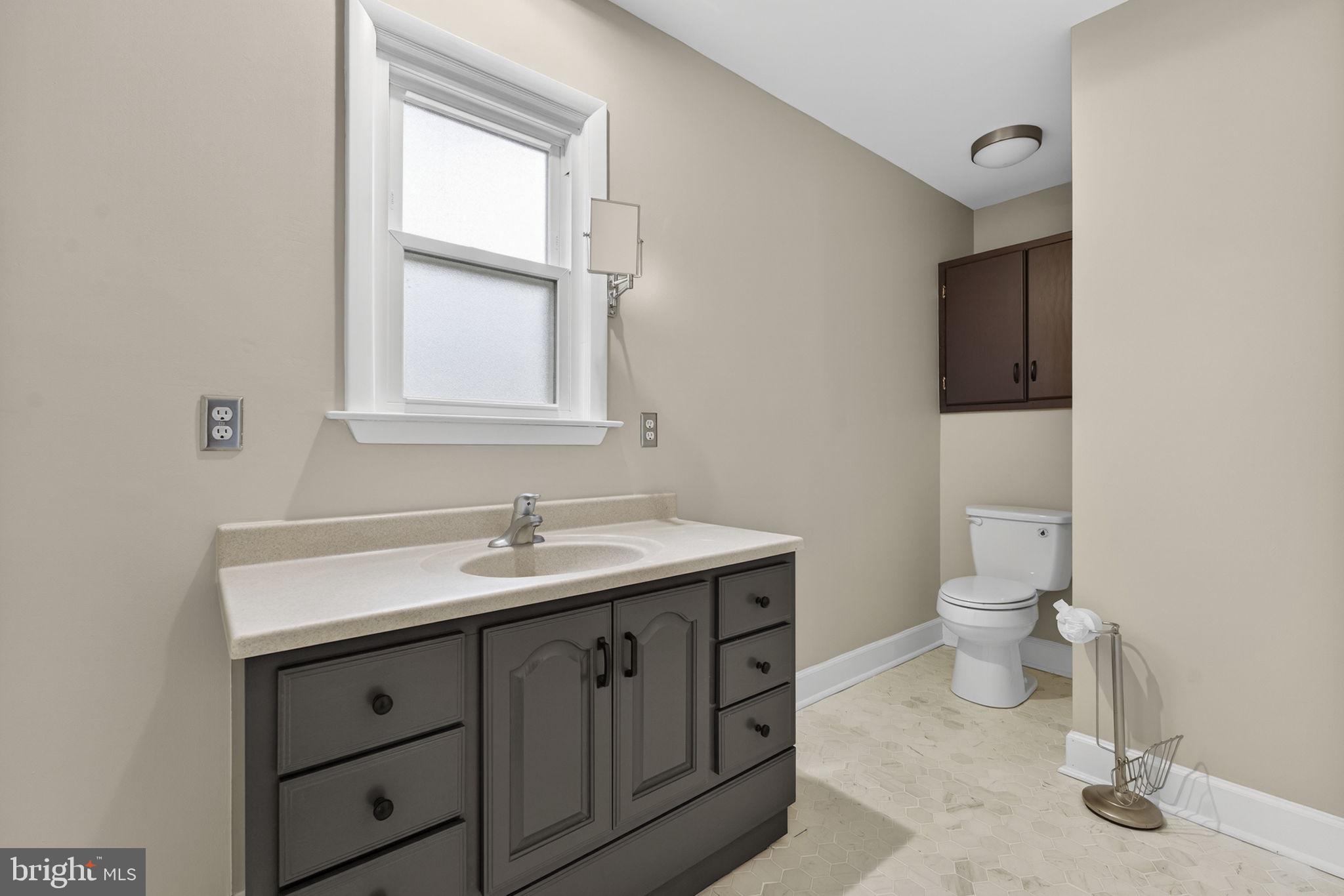 20173 BROAD RUN DRIVE